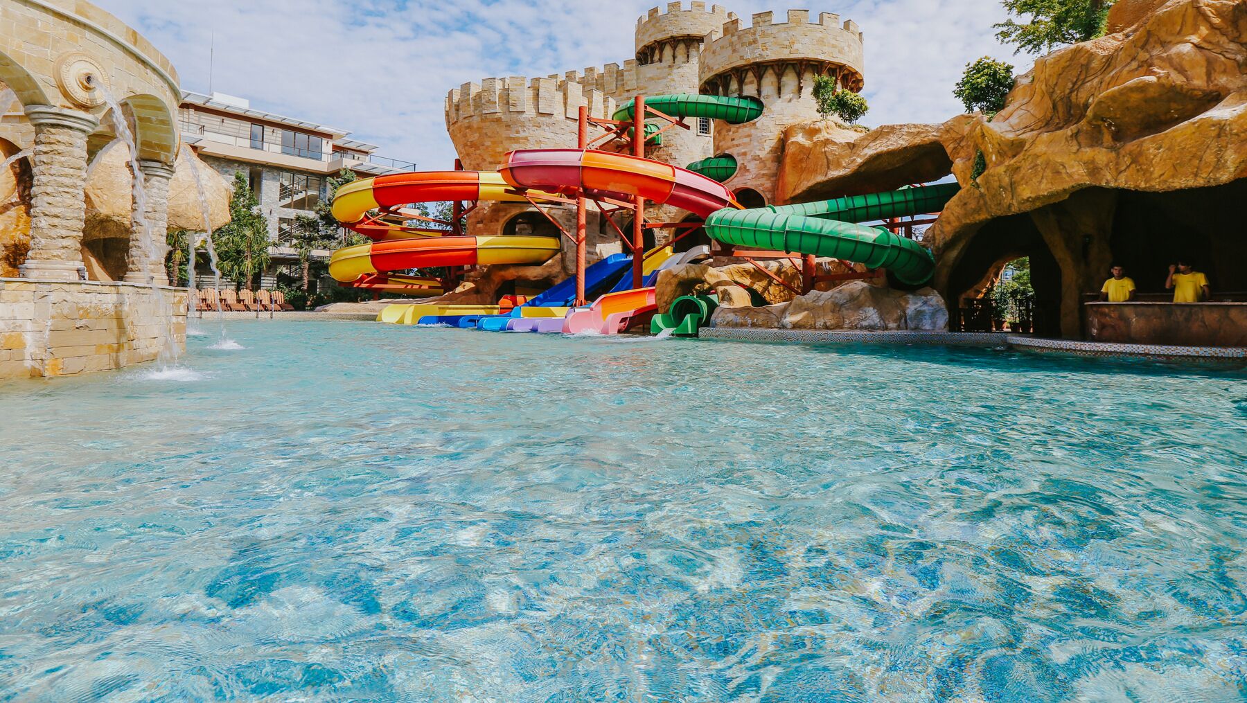 Dreamland Oasis Chakvi Hotel