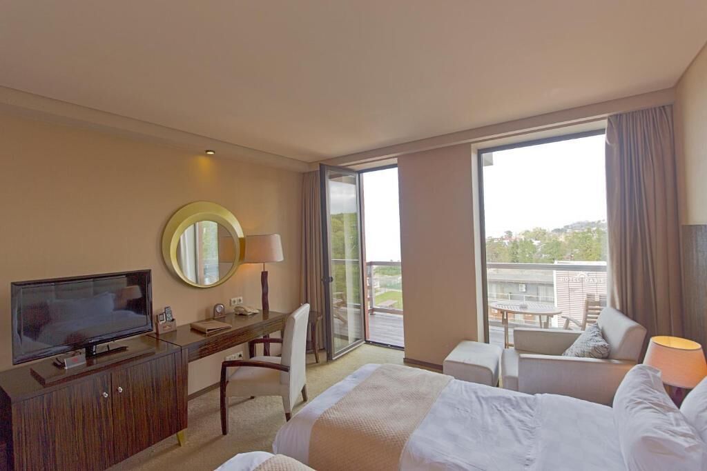 Dreamland Oasis Chakvi Hotel