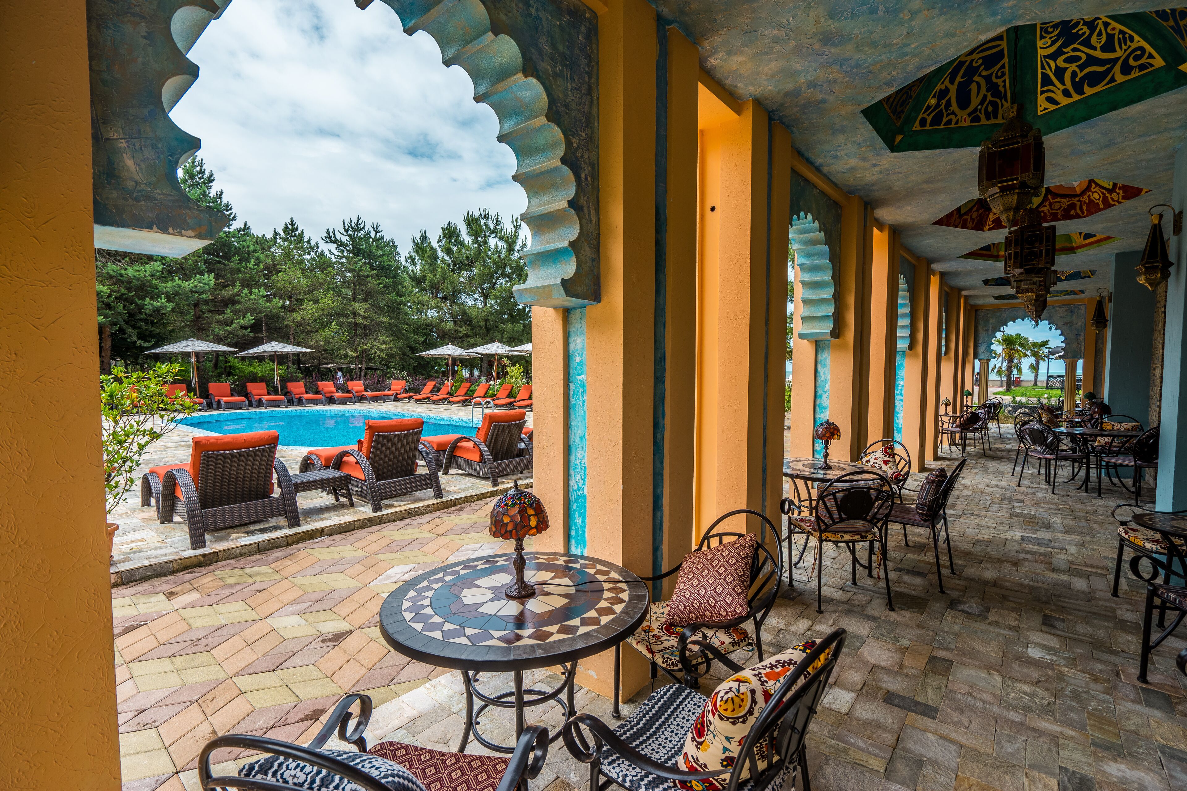 Dreamland Oasis Chakvi Hotel