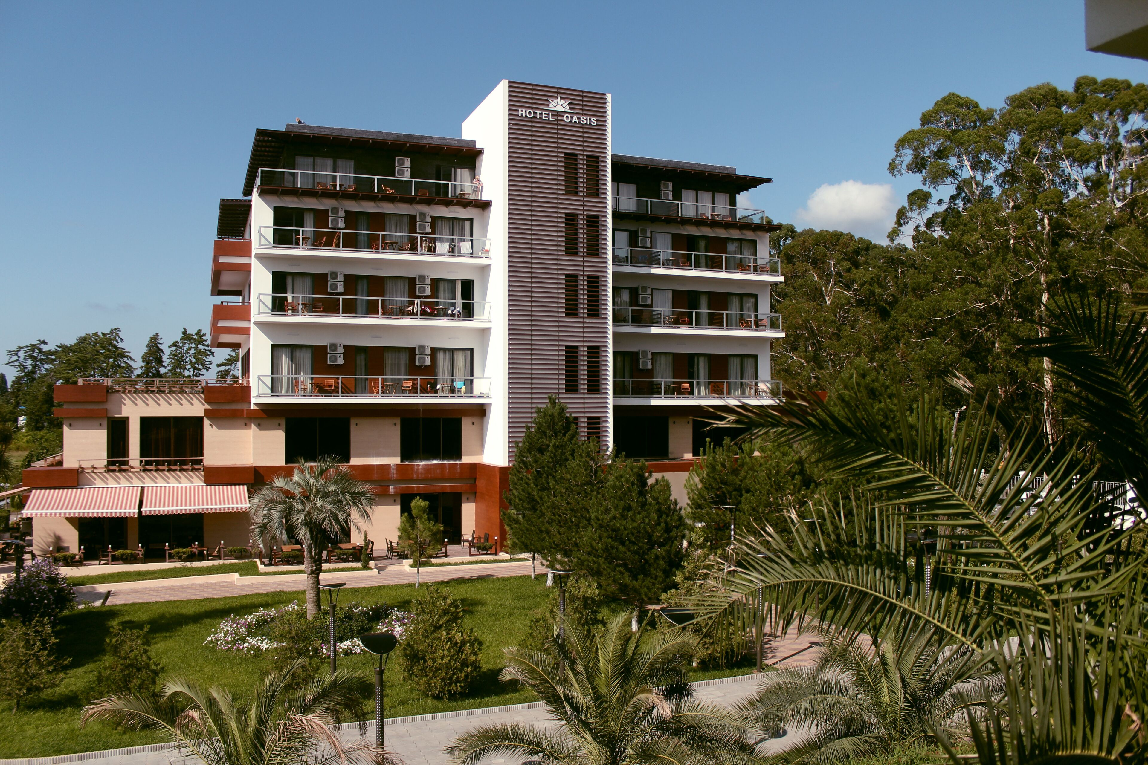 Dreamland Oasis Chakvi Hotel