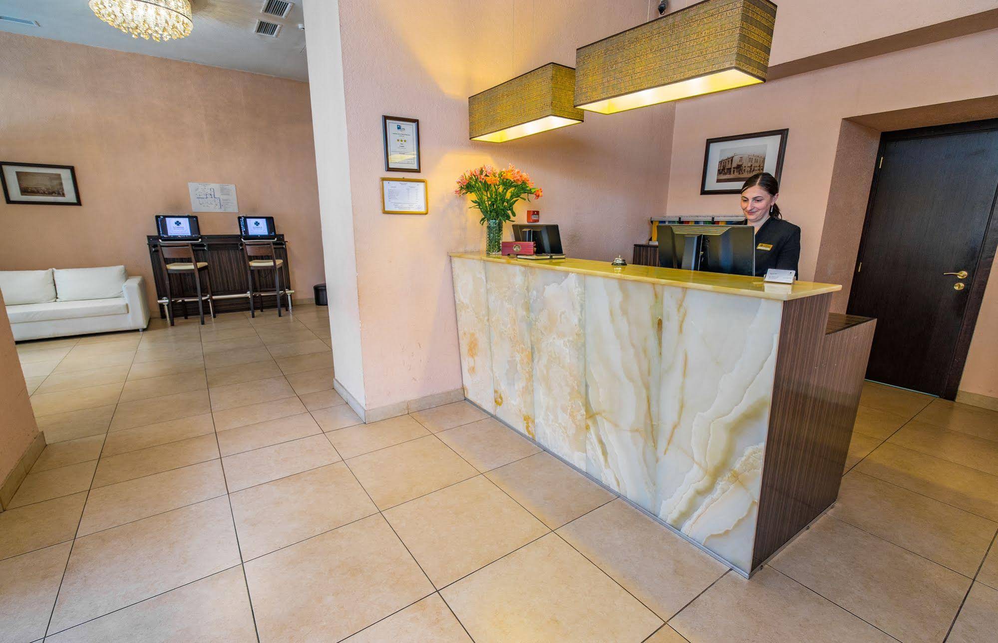 Hotel Lomsia
