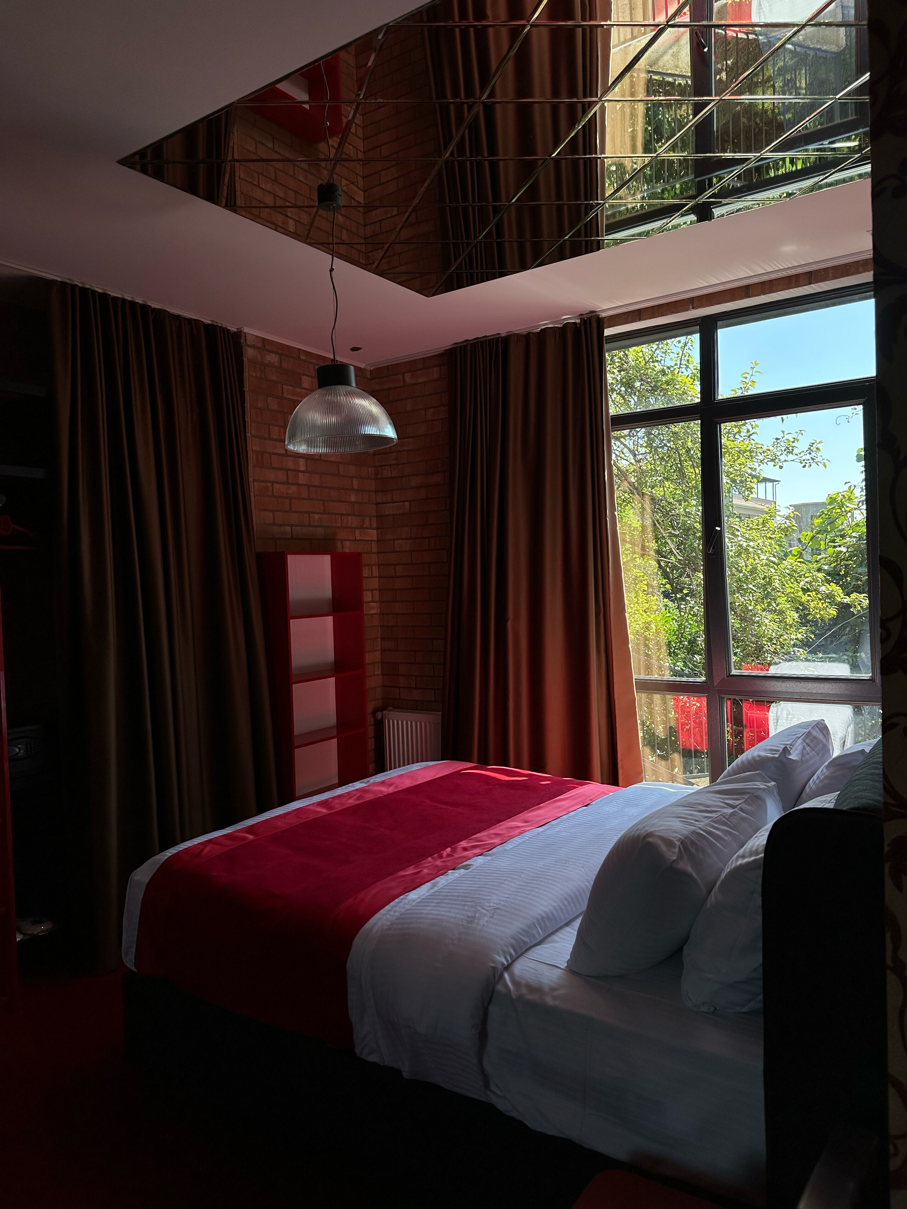 10 Inn Boutique Hotel
