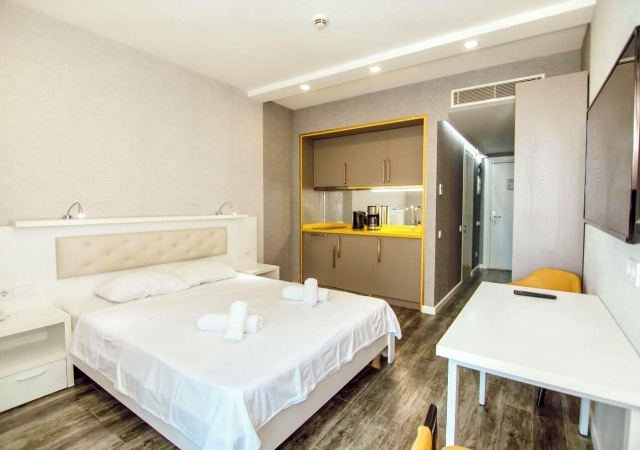Alliance Palace Aparthotel