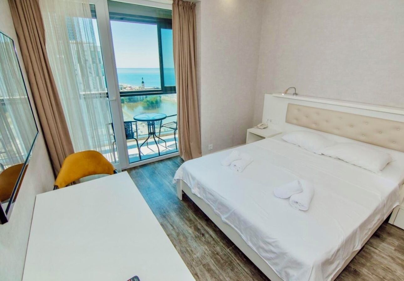 Alliance Palace Aparthotel