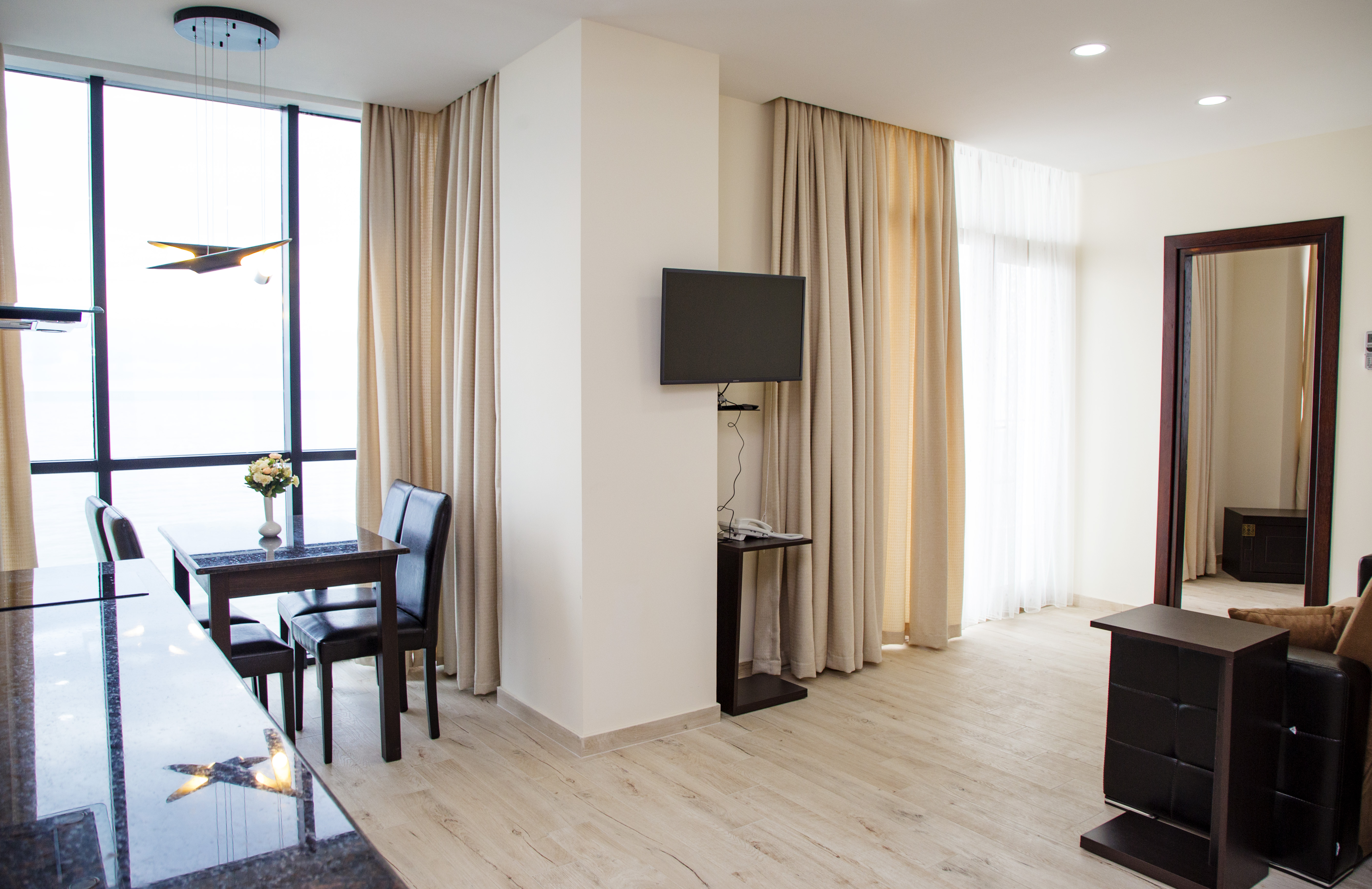 Aqua Batumi Hotel & Apartments
