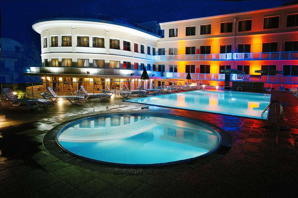 Hotel Intourist Palace