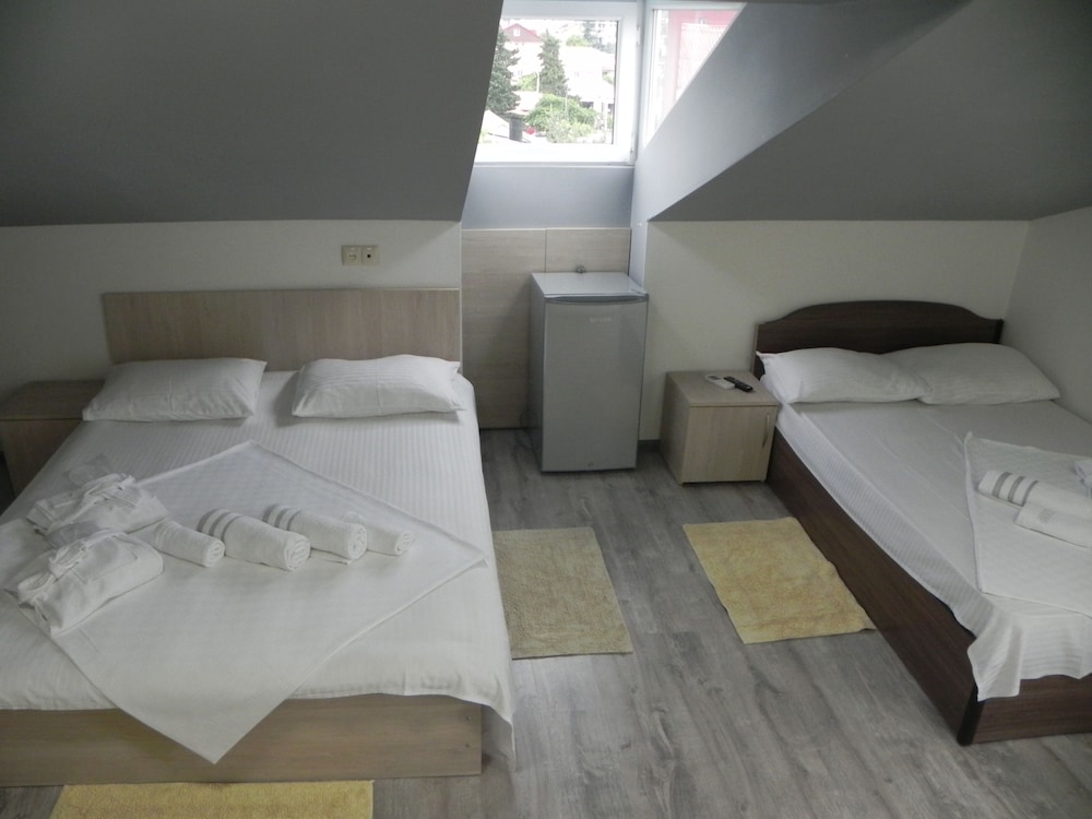 Hotel Leon