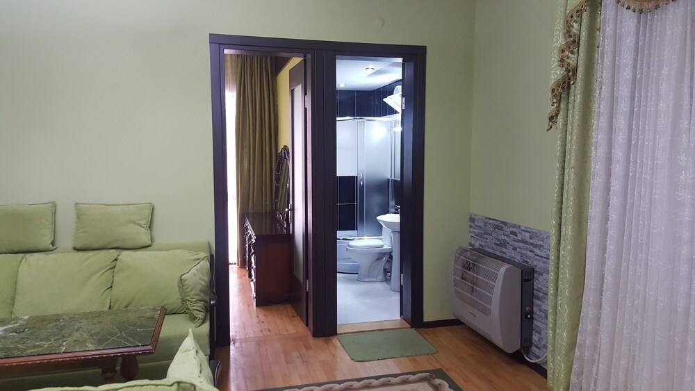 Hotel Leon