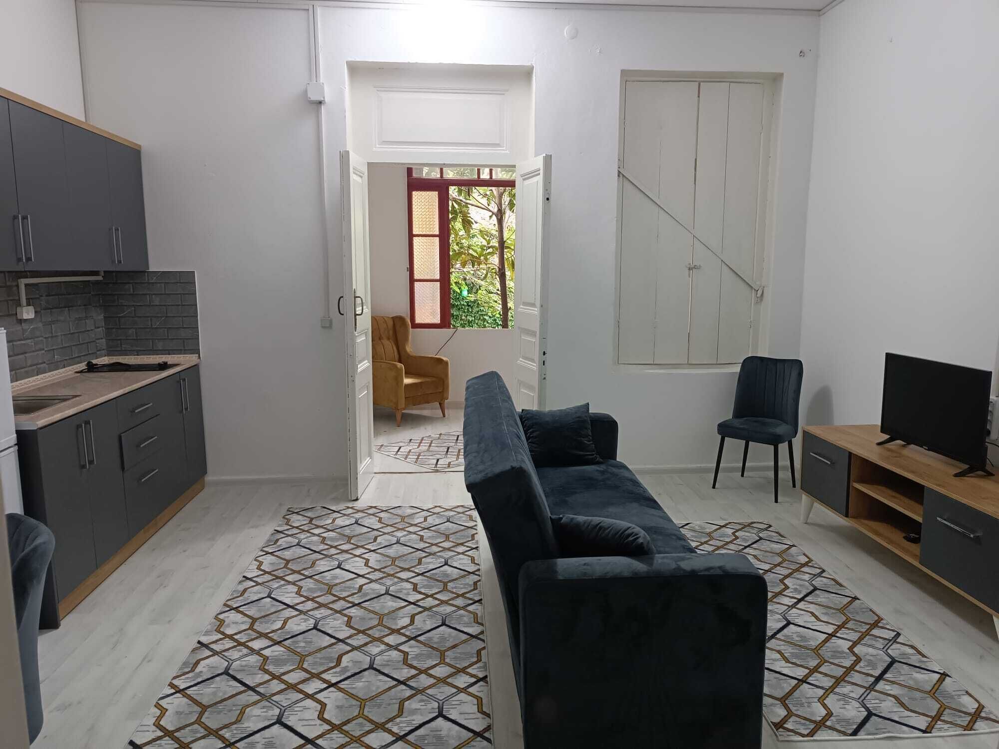 Karvi Hostel & Suites
