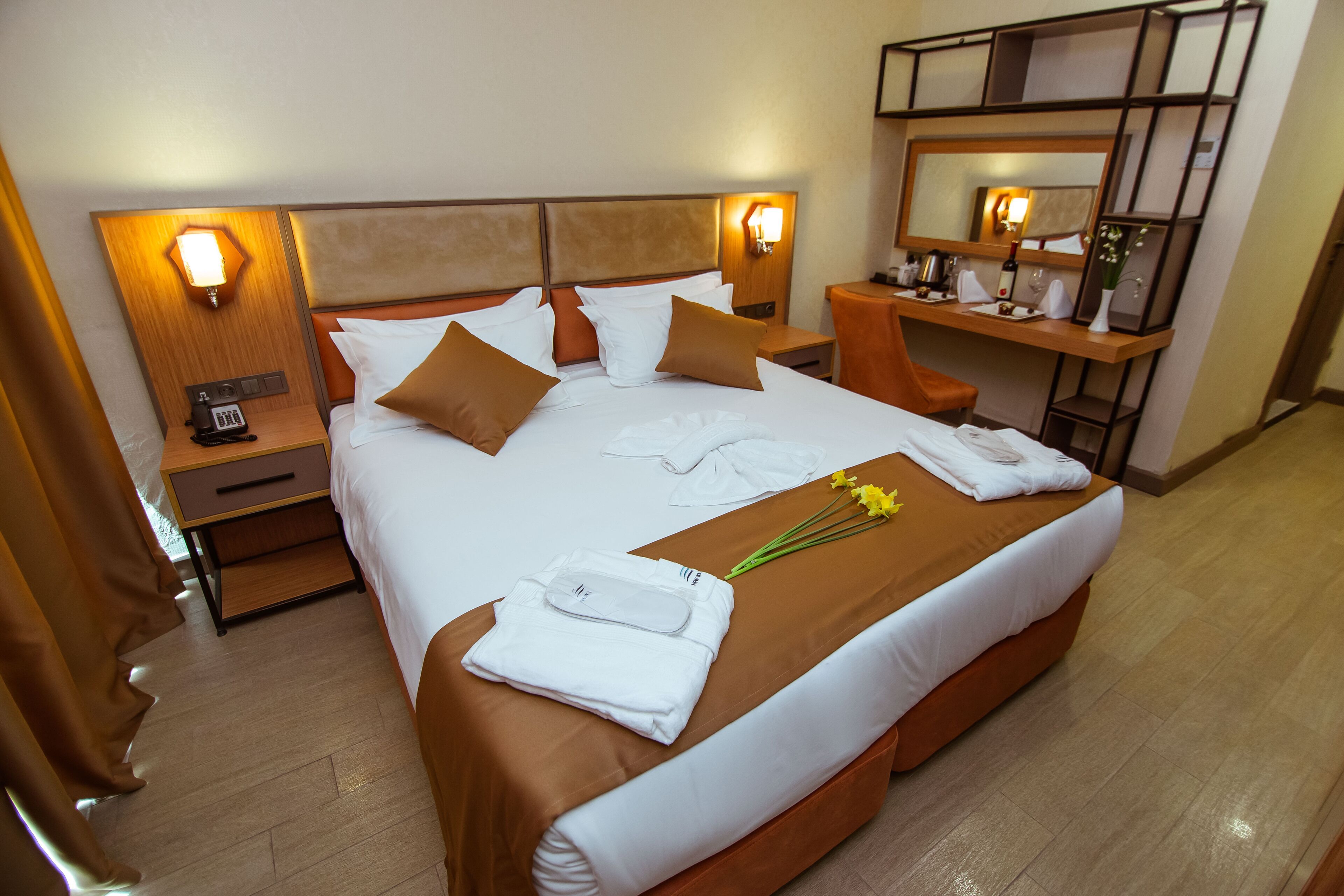 New Wave Hotel