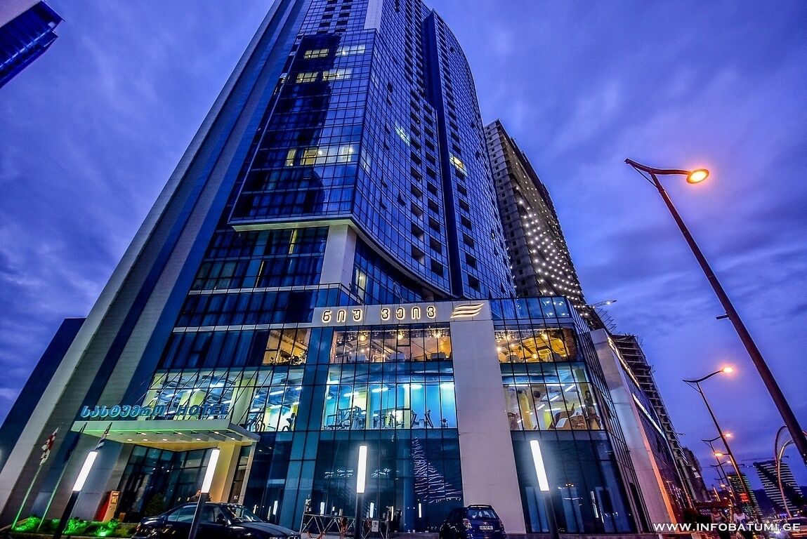 New Wave Hotel