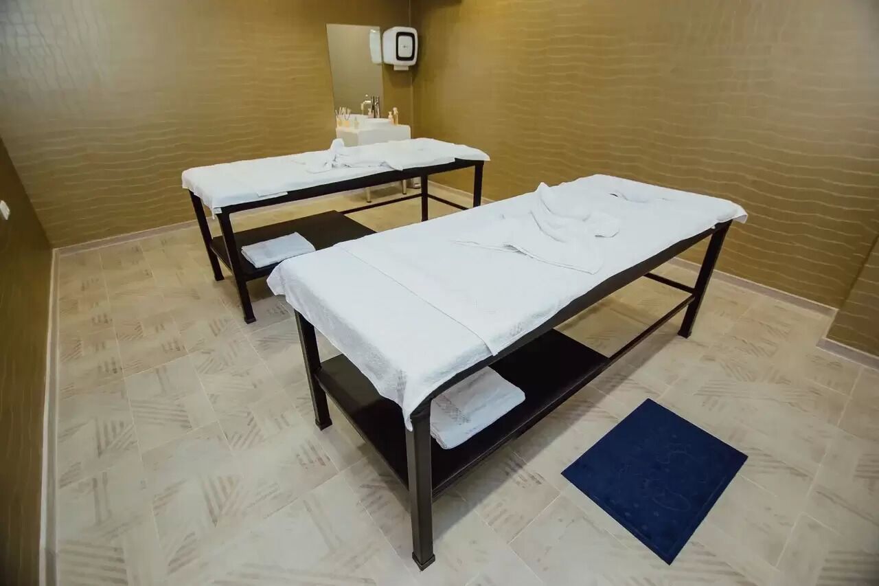 New Wave Hotel