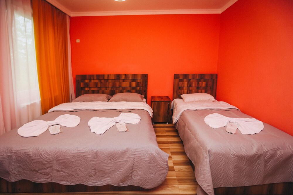 Bebo & Babu Guest House