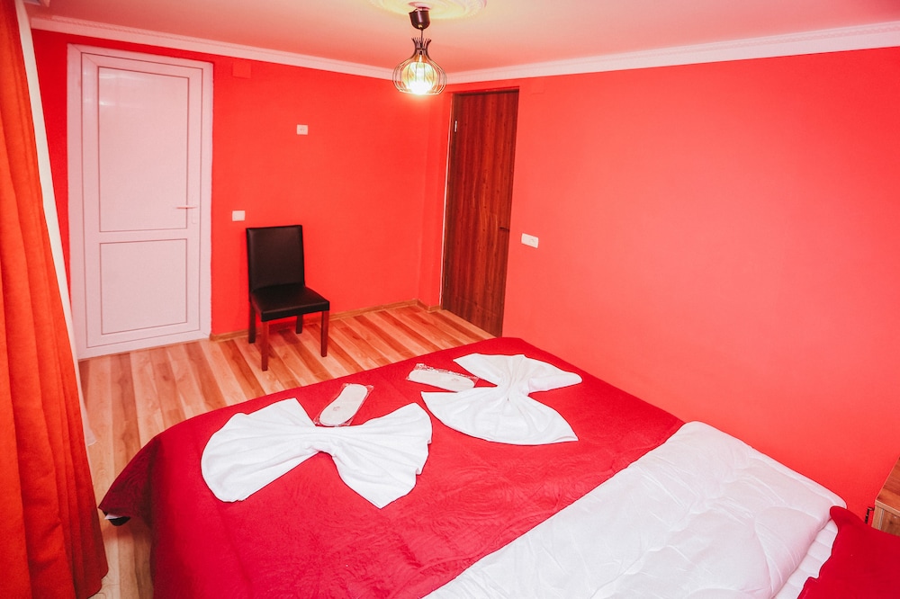 Bebo & Babu Guest House