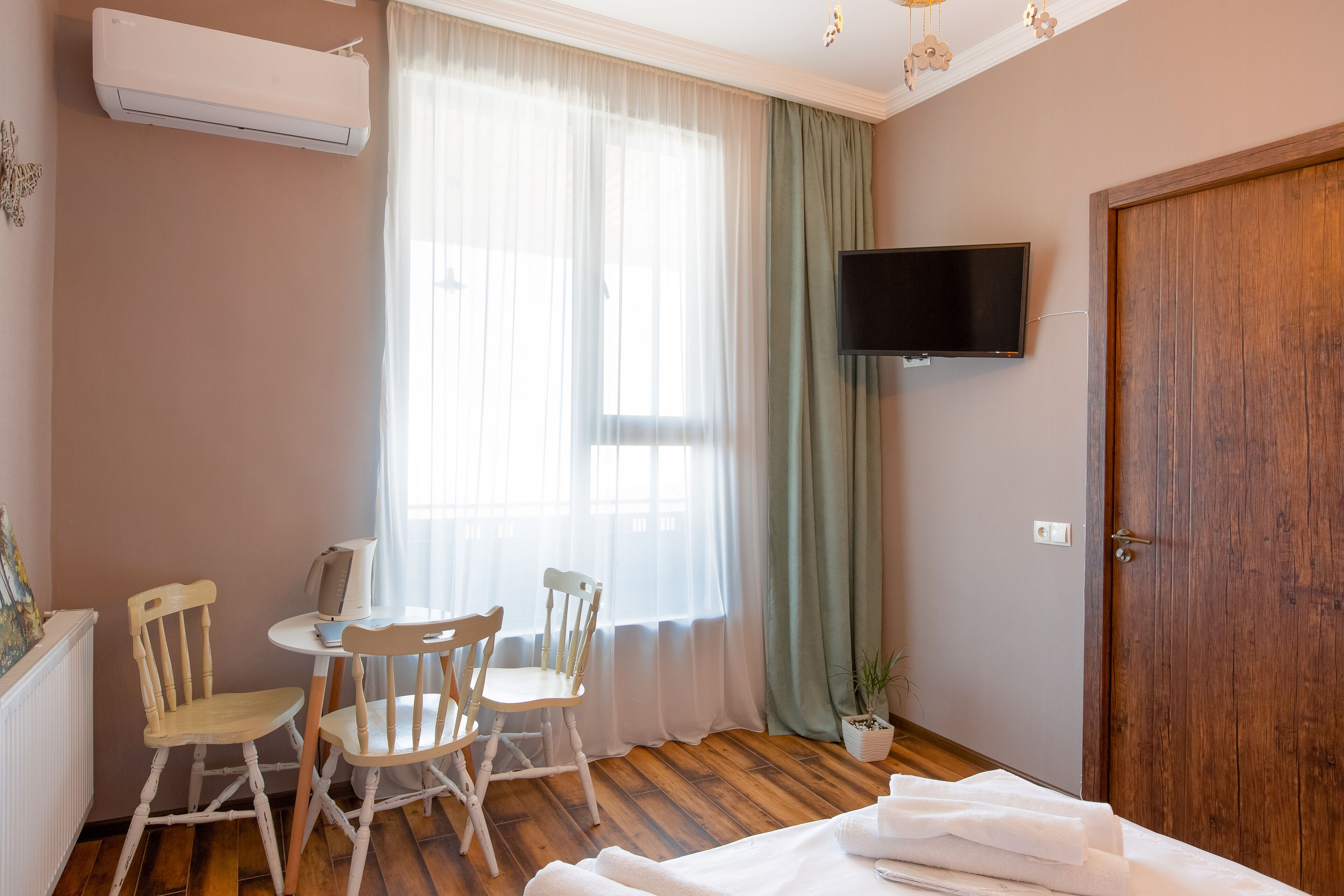4 Rooms Boutique Hotel