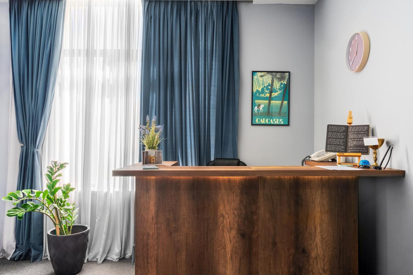 Alma Boutique Hotel
