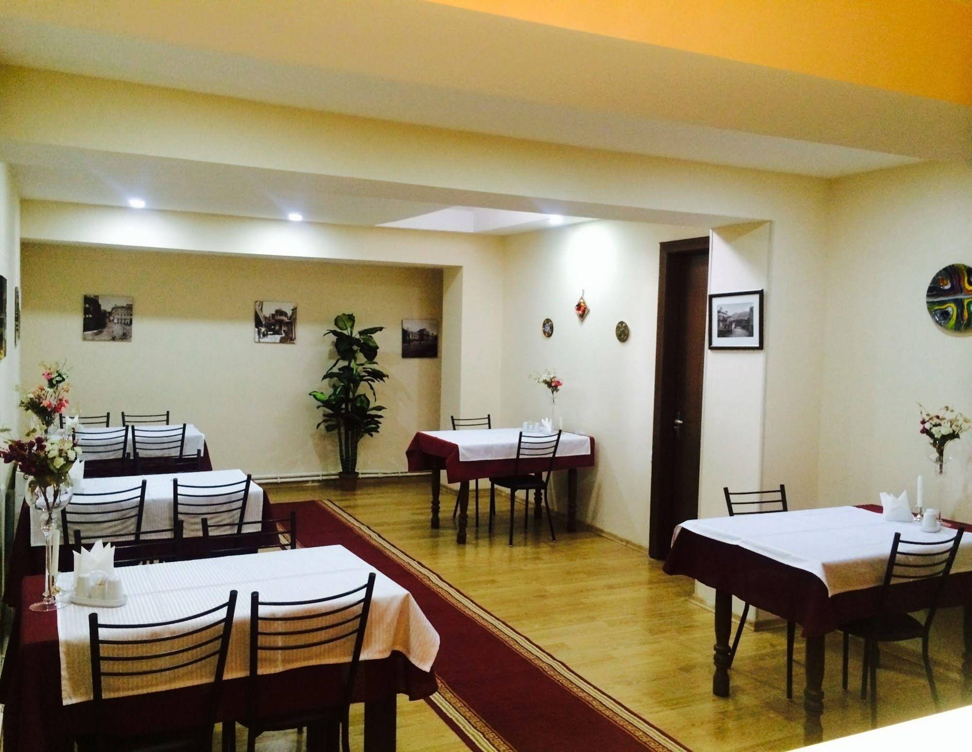 Armazi Palace