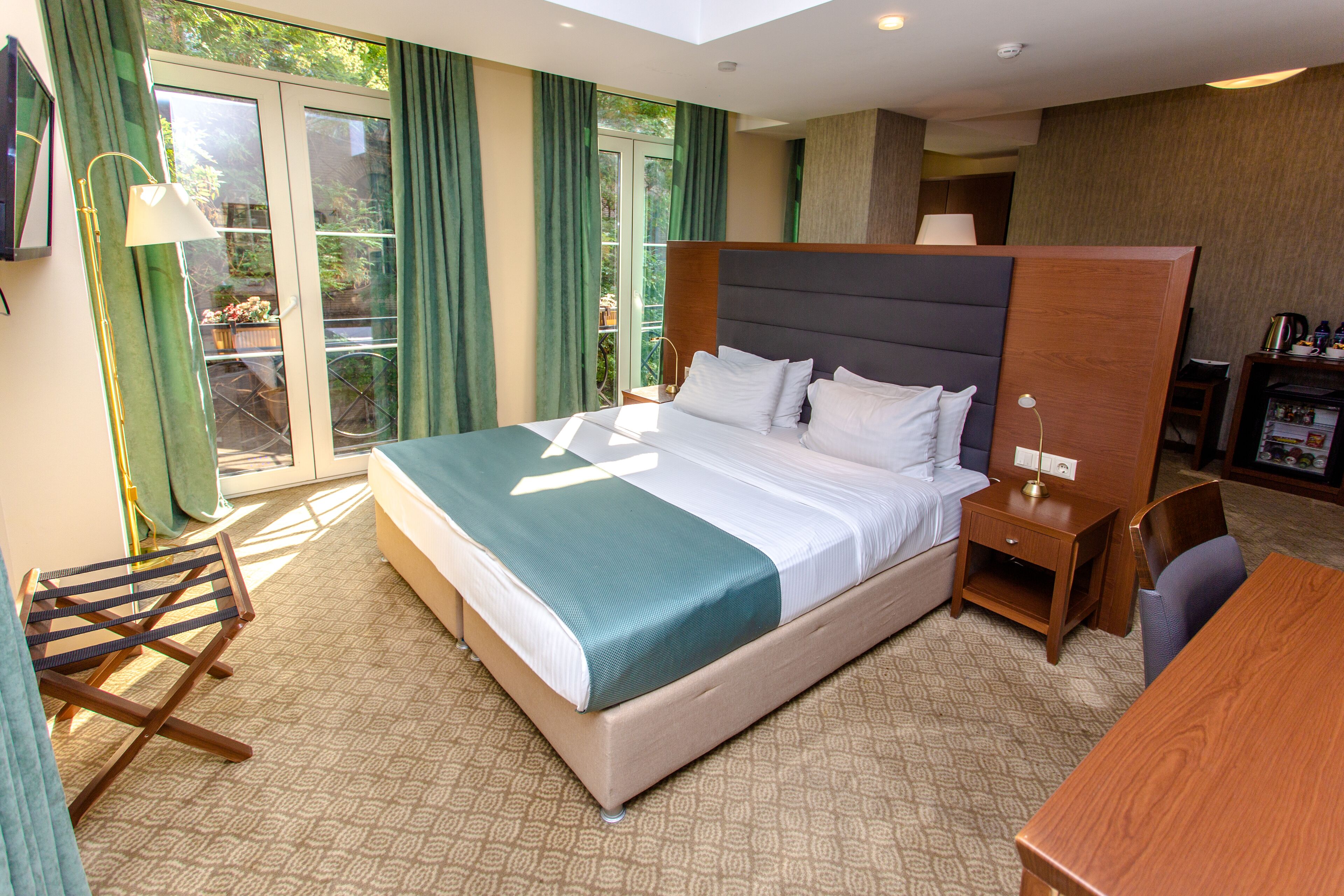 Opera Tbilisi Old Art Boutique Hotel