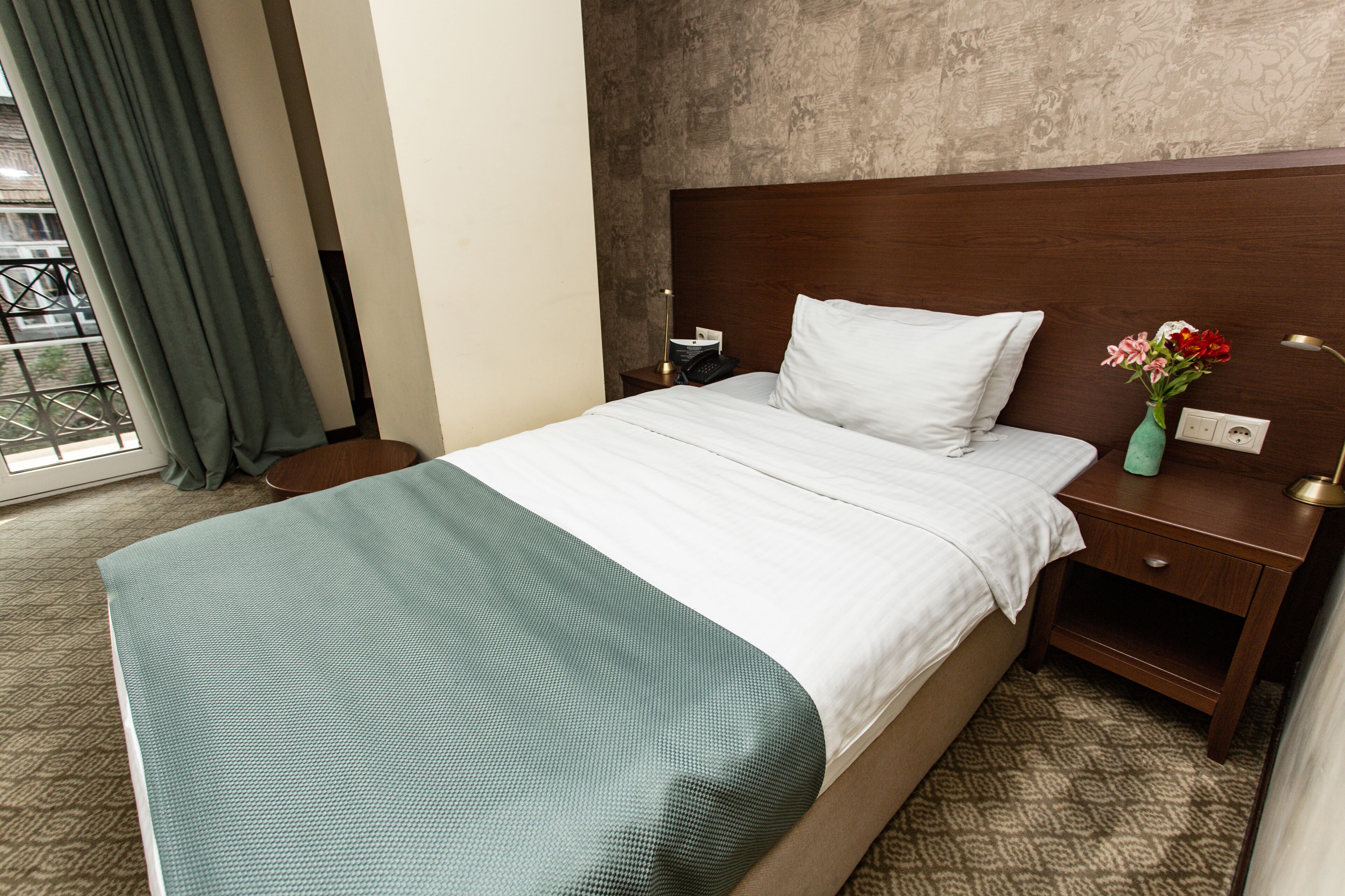 Opera Tbilisi Old Art Boutique Hotel