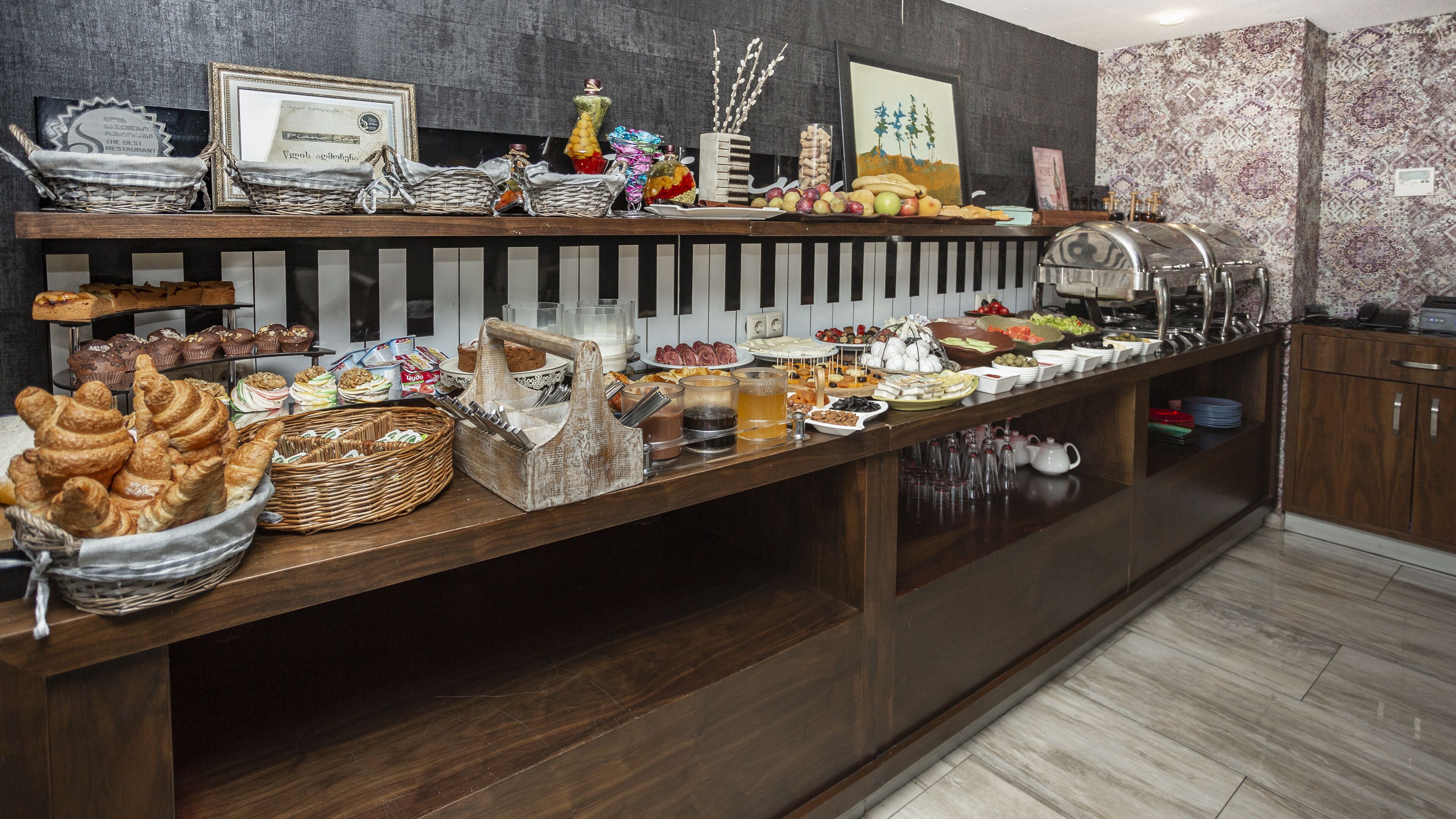 Opera Tbilisi Old Art Boutique Hotel