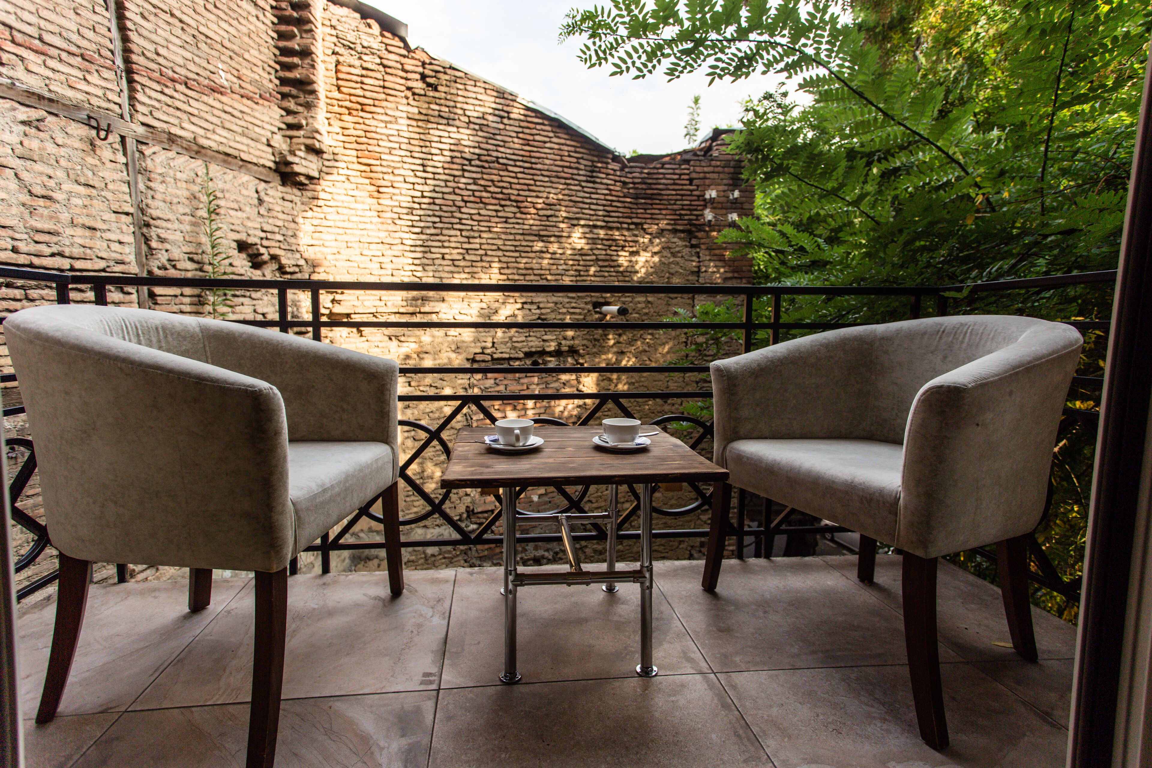 Opera Tbilisi Old Art Boutique Hotel