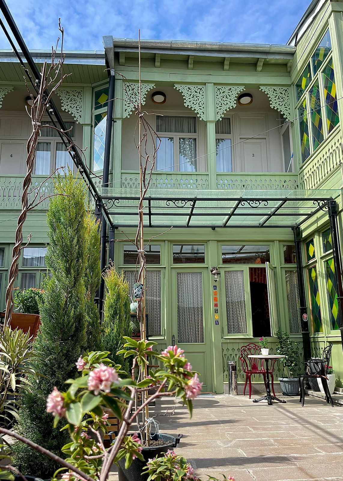 Artisan Boutique Hotel