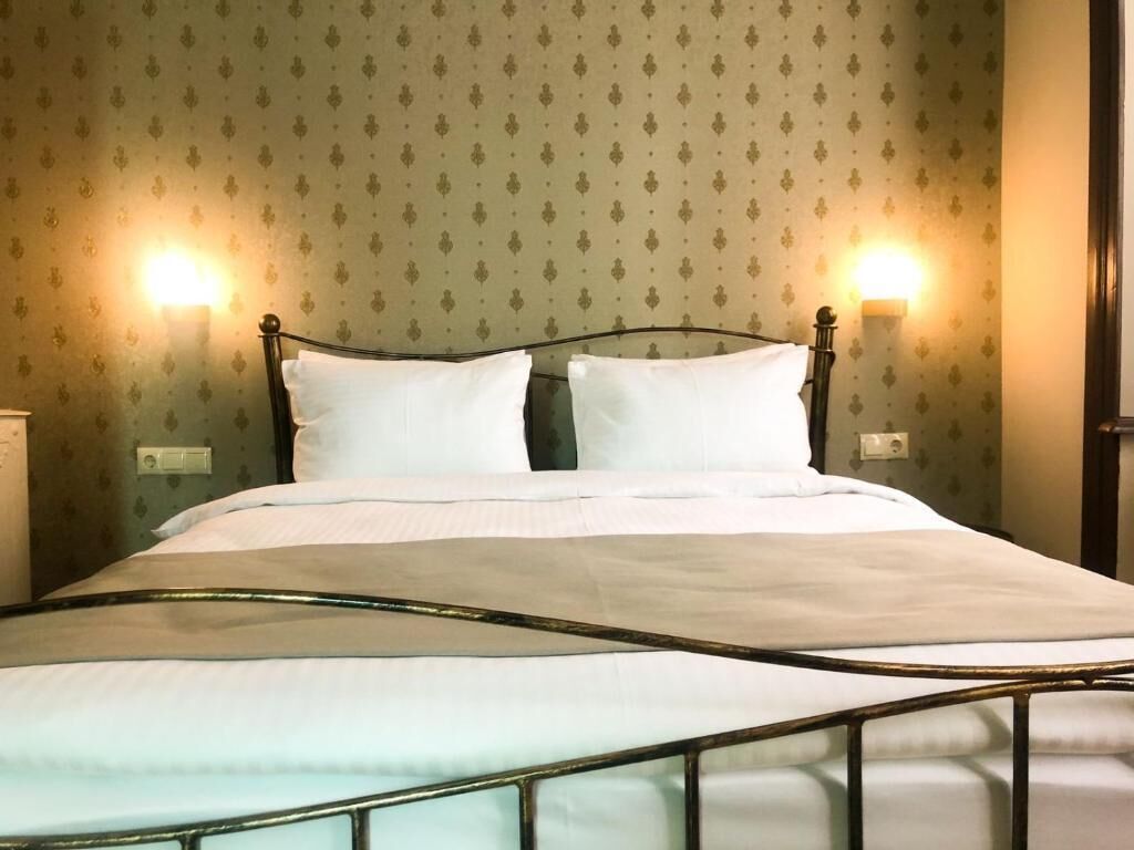Artisan Boutique Hotel