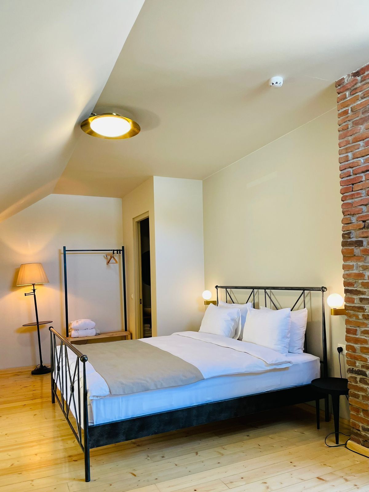 Artisan Boutique Hotel