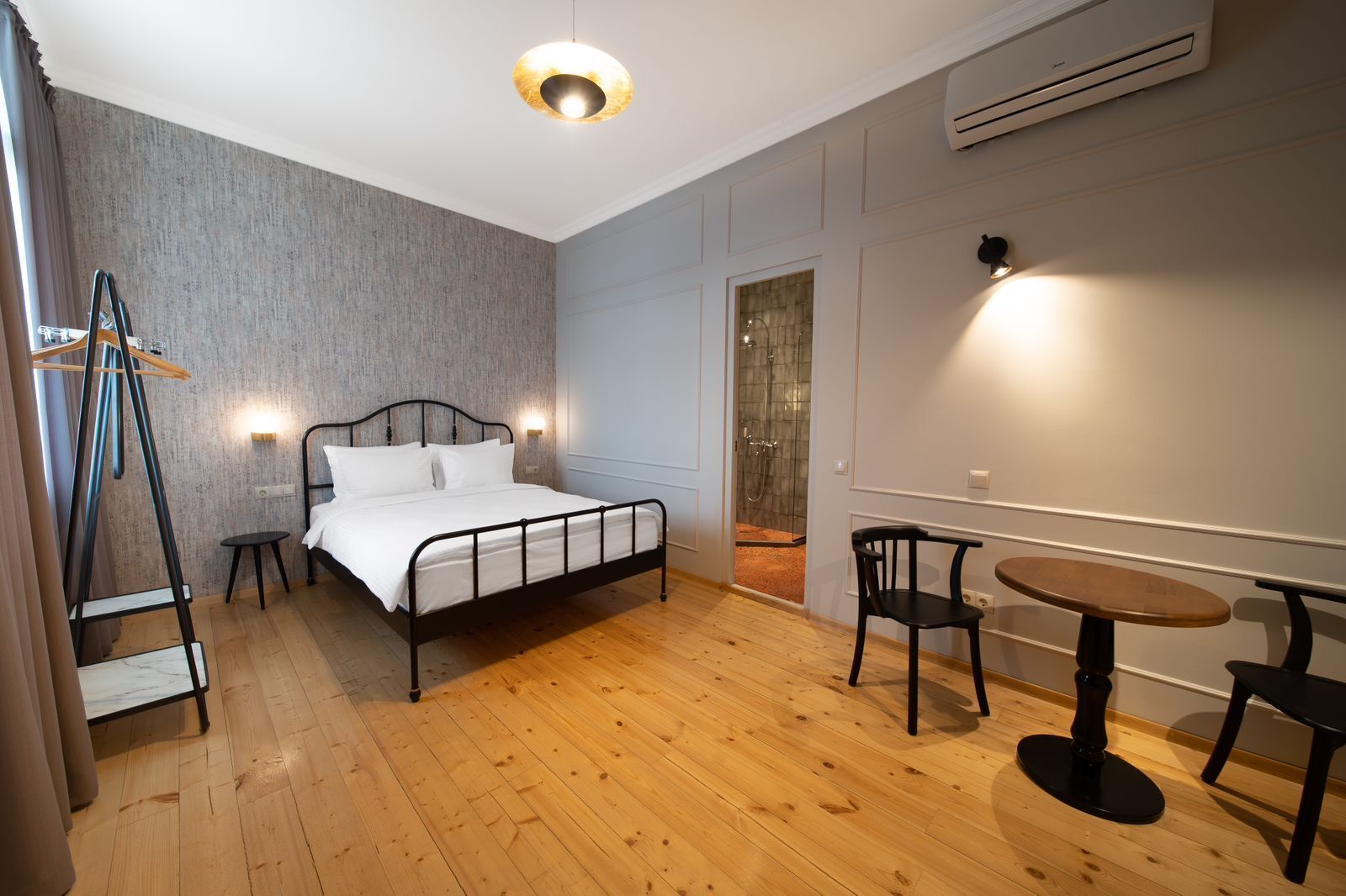 Artisan Boutique Hotel