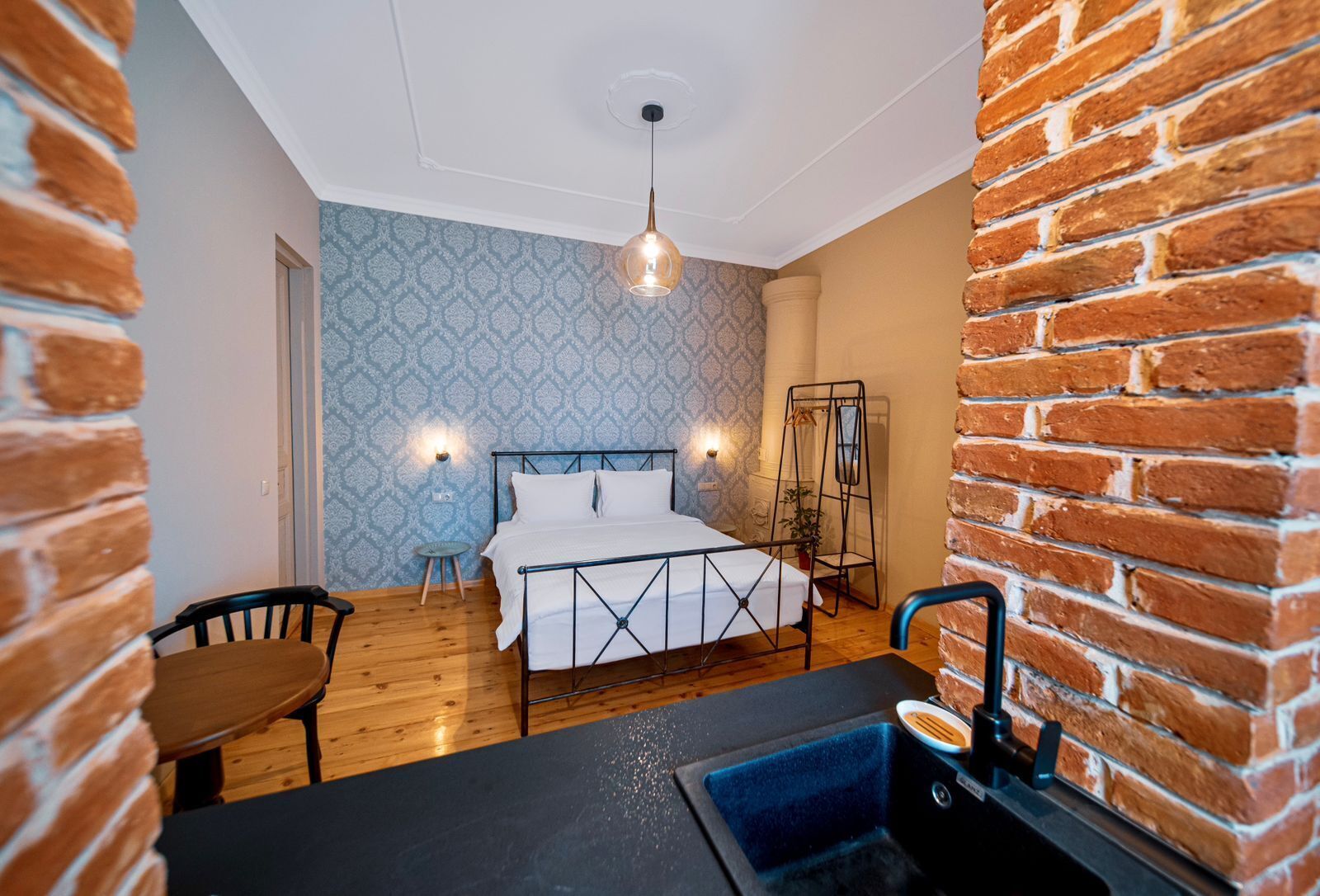 Artisan Boutique Hotel