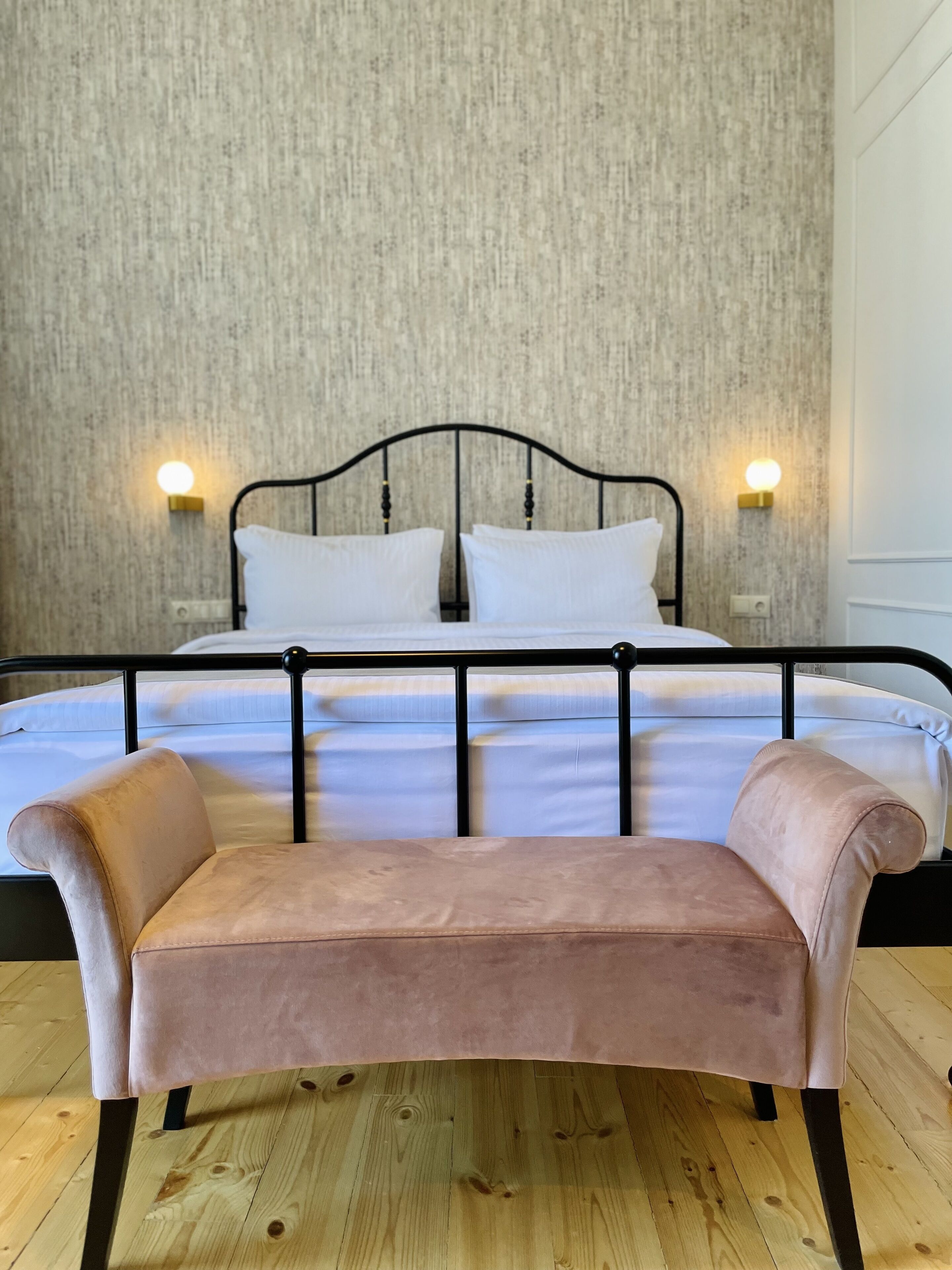 Artisan Boutique Hotel