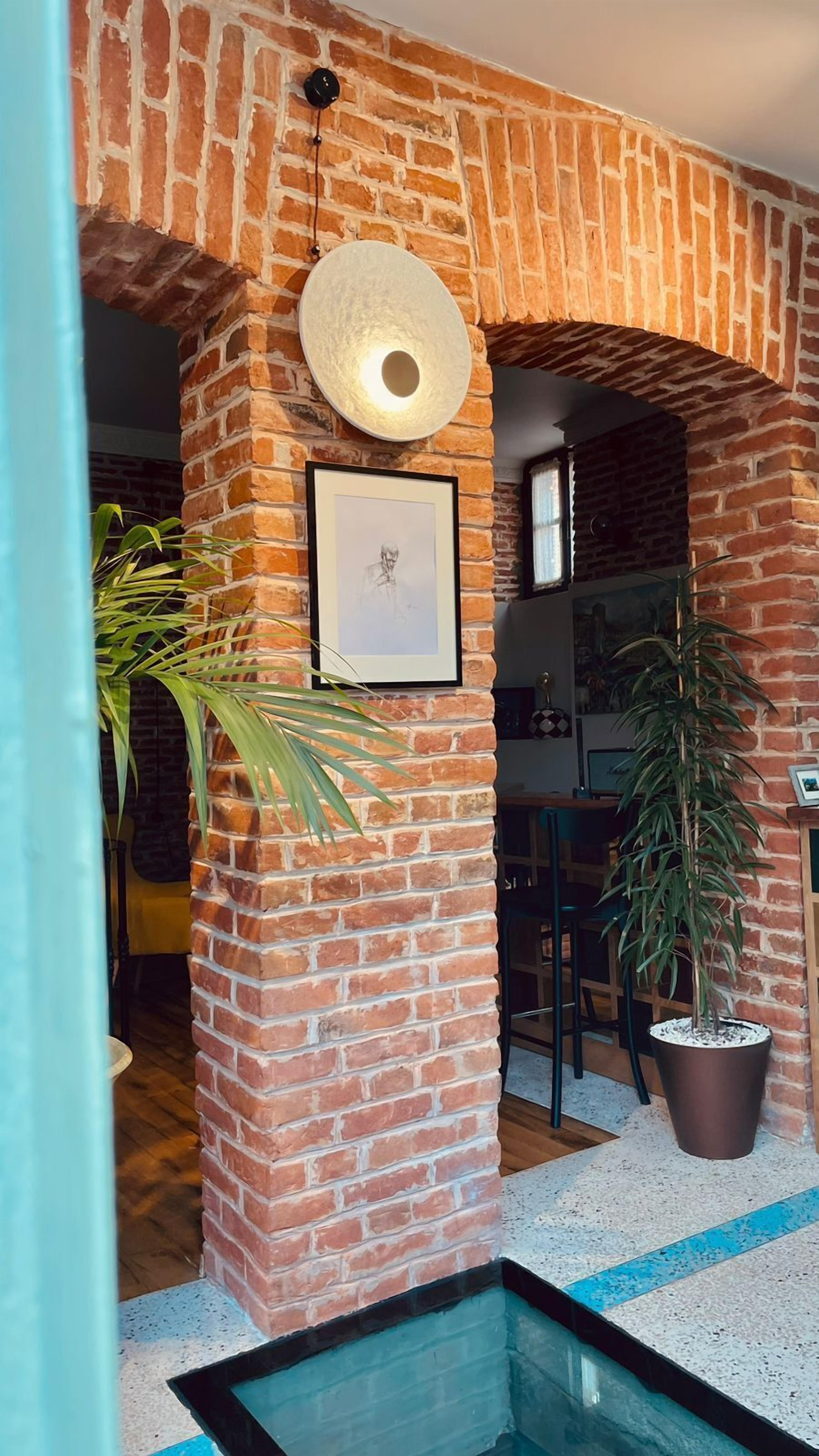 Artisan Boutique Hotel