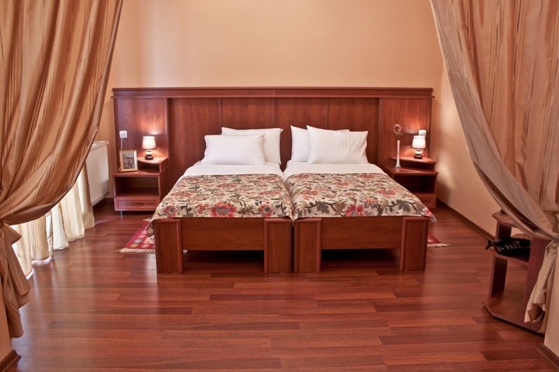 Astoria Hotel
