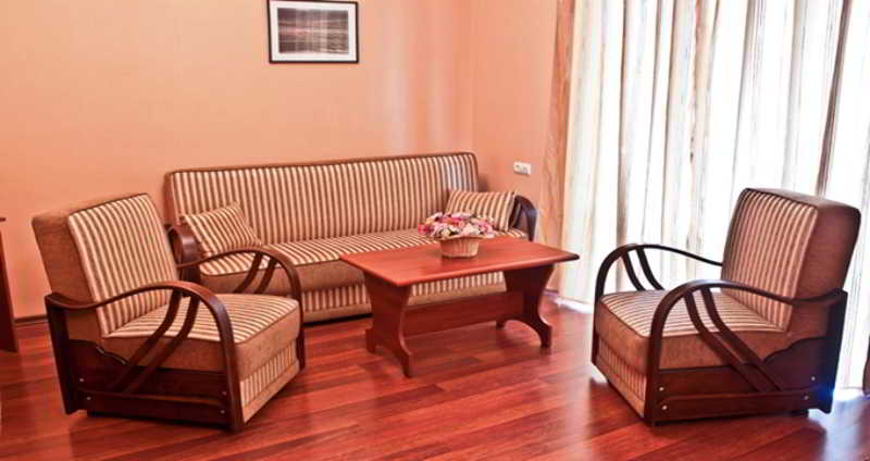 Astoria Hotel