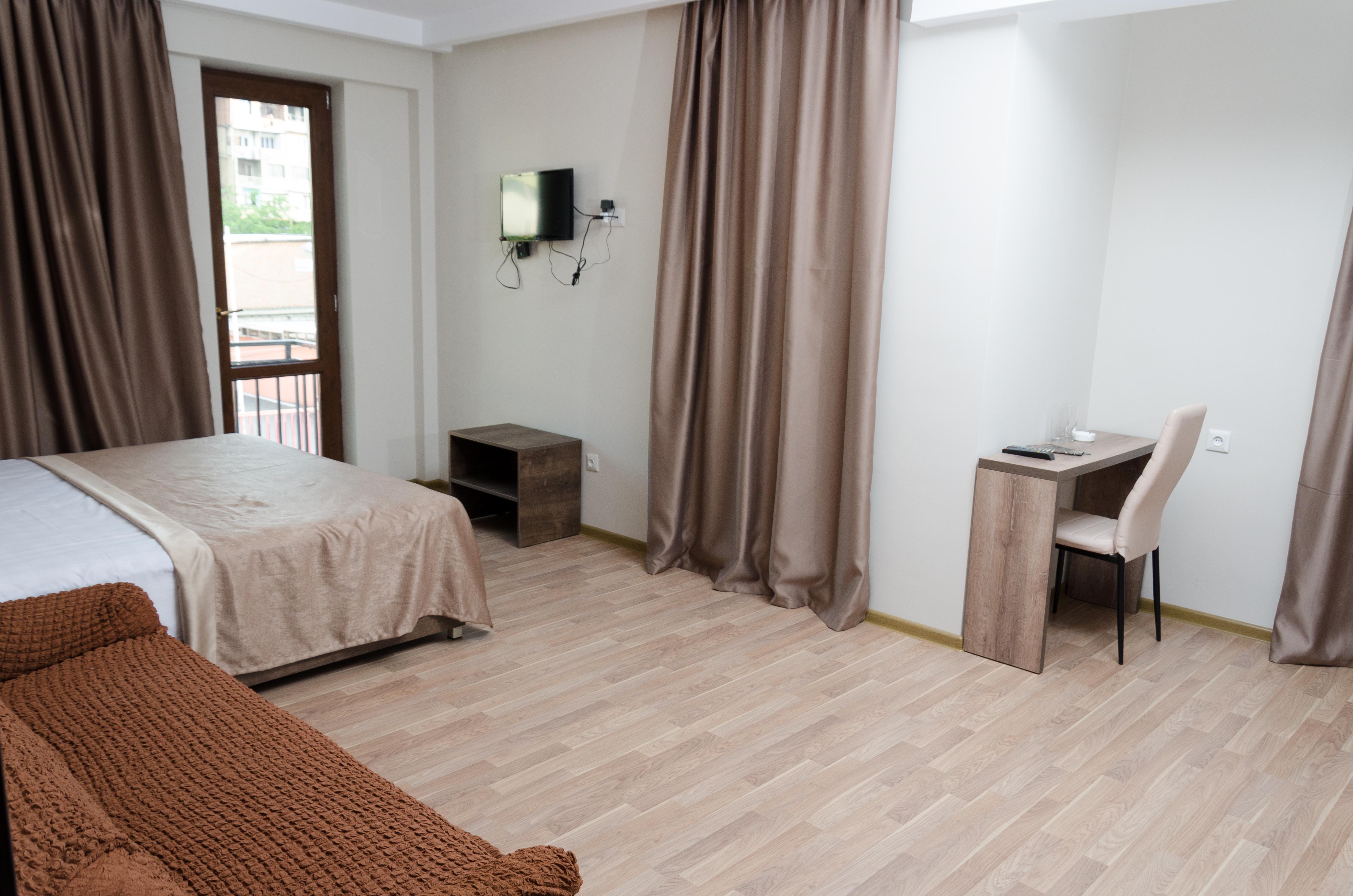BigBay Hotel