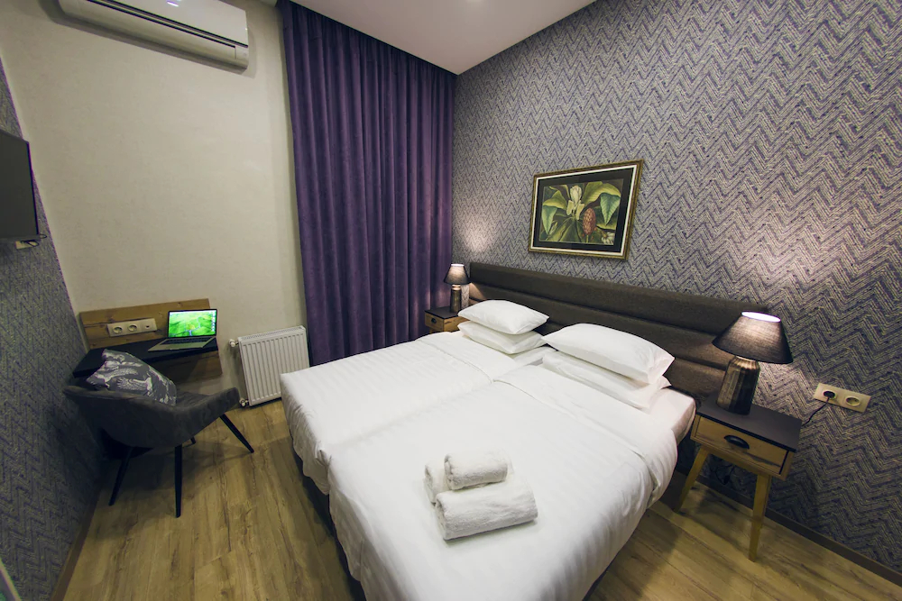Brikwol Hotel