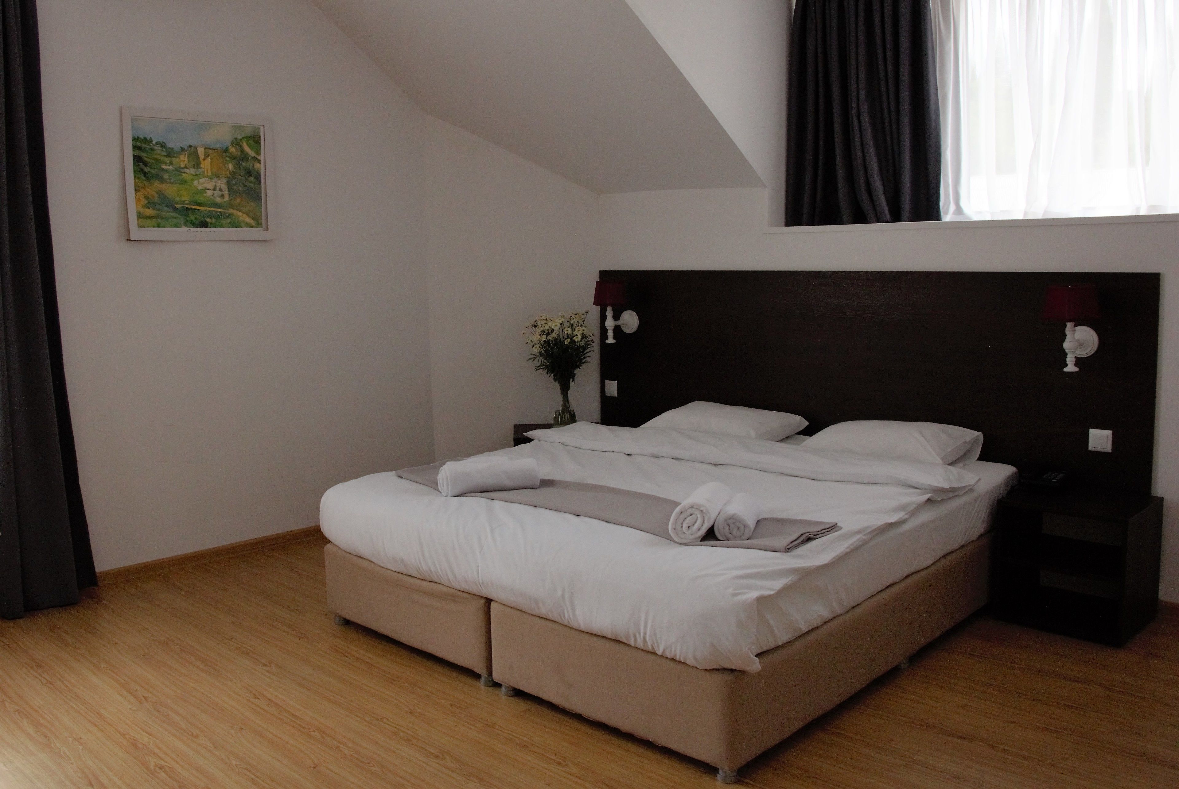 Chardonnay Boutique Hotel