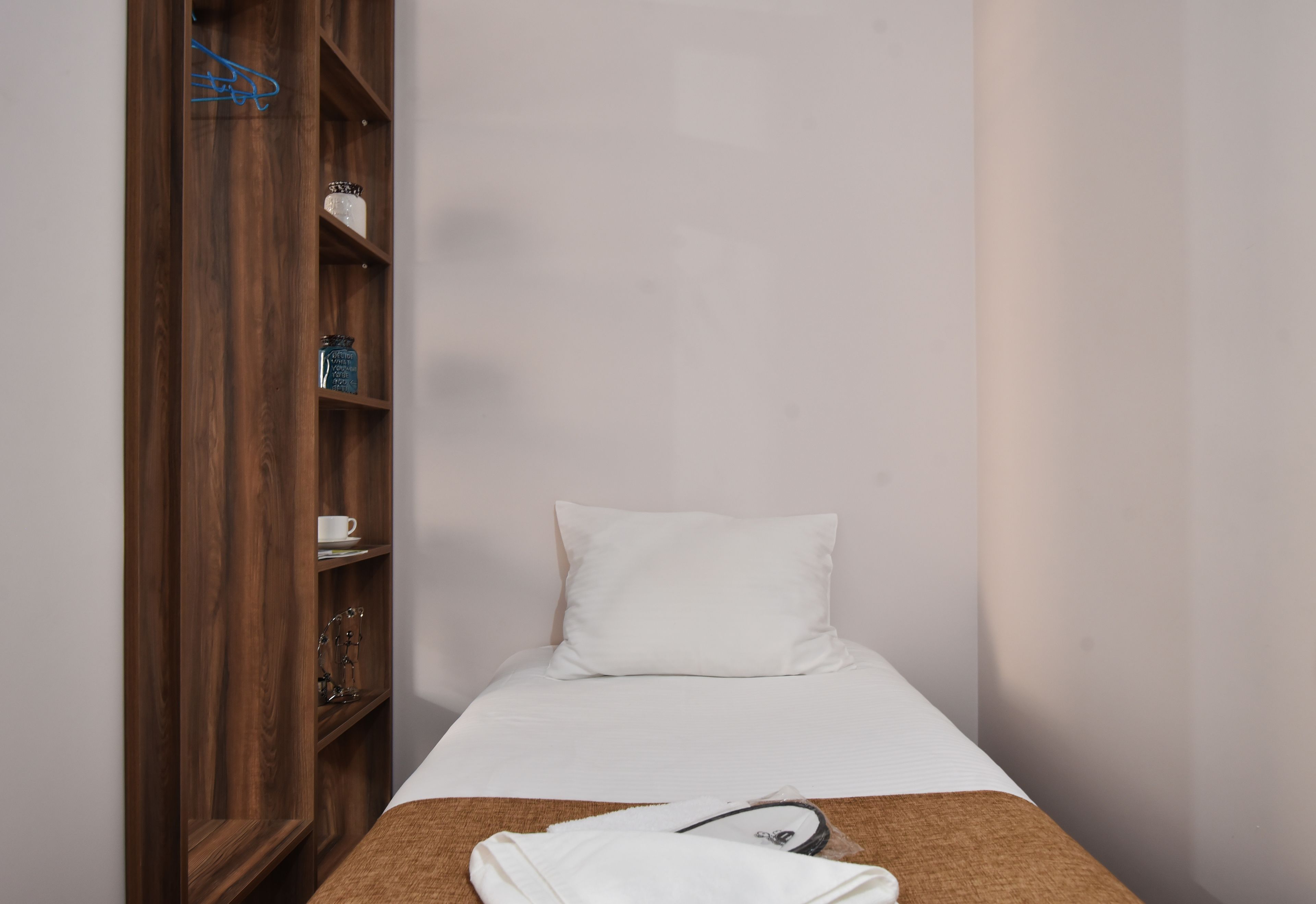 Day Room Art Hotel