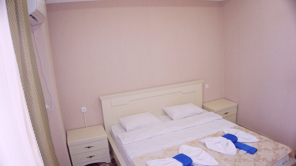 Elite Lux Hotel