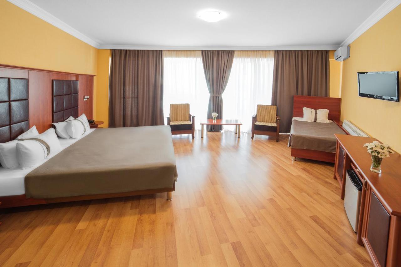 Fortune Palace Hotel