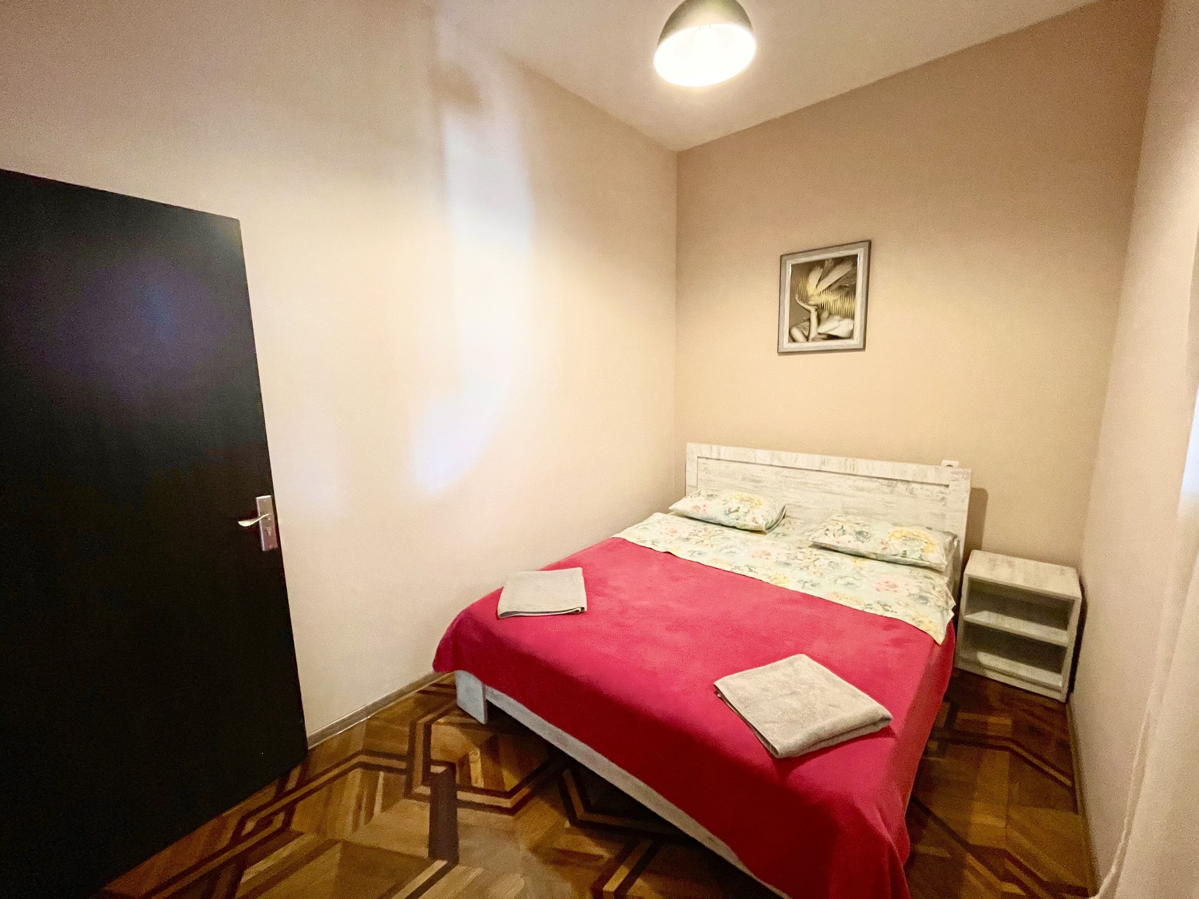 Grayhouse Elia Apartment