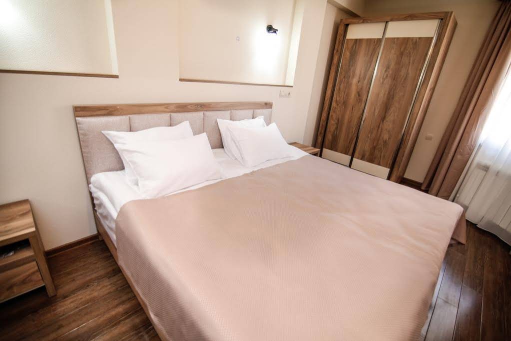 Hills Hotel