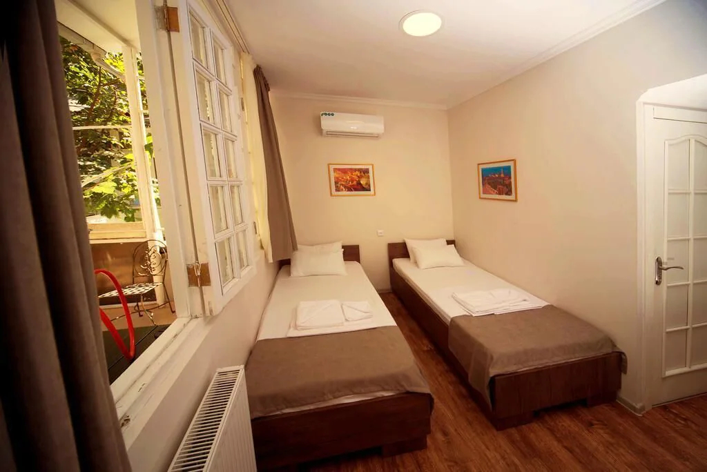 Hostel Bon Voyage