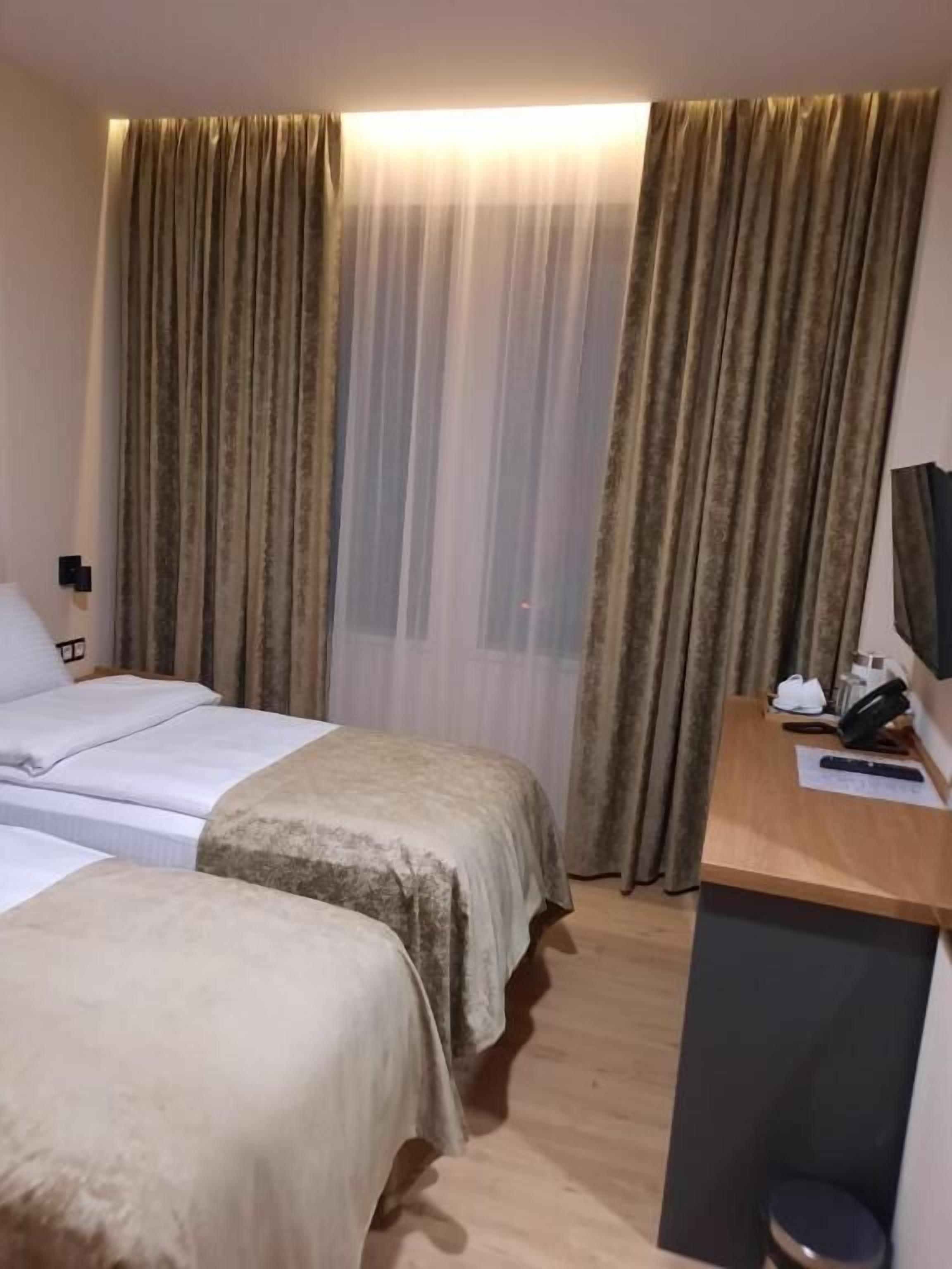 Hotel Banovani
