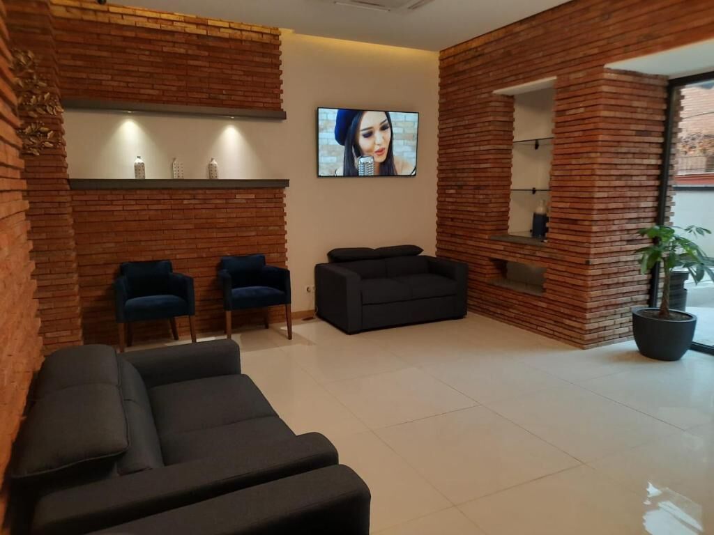 Hotel Banovani
