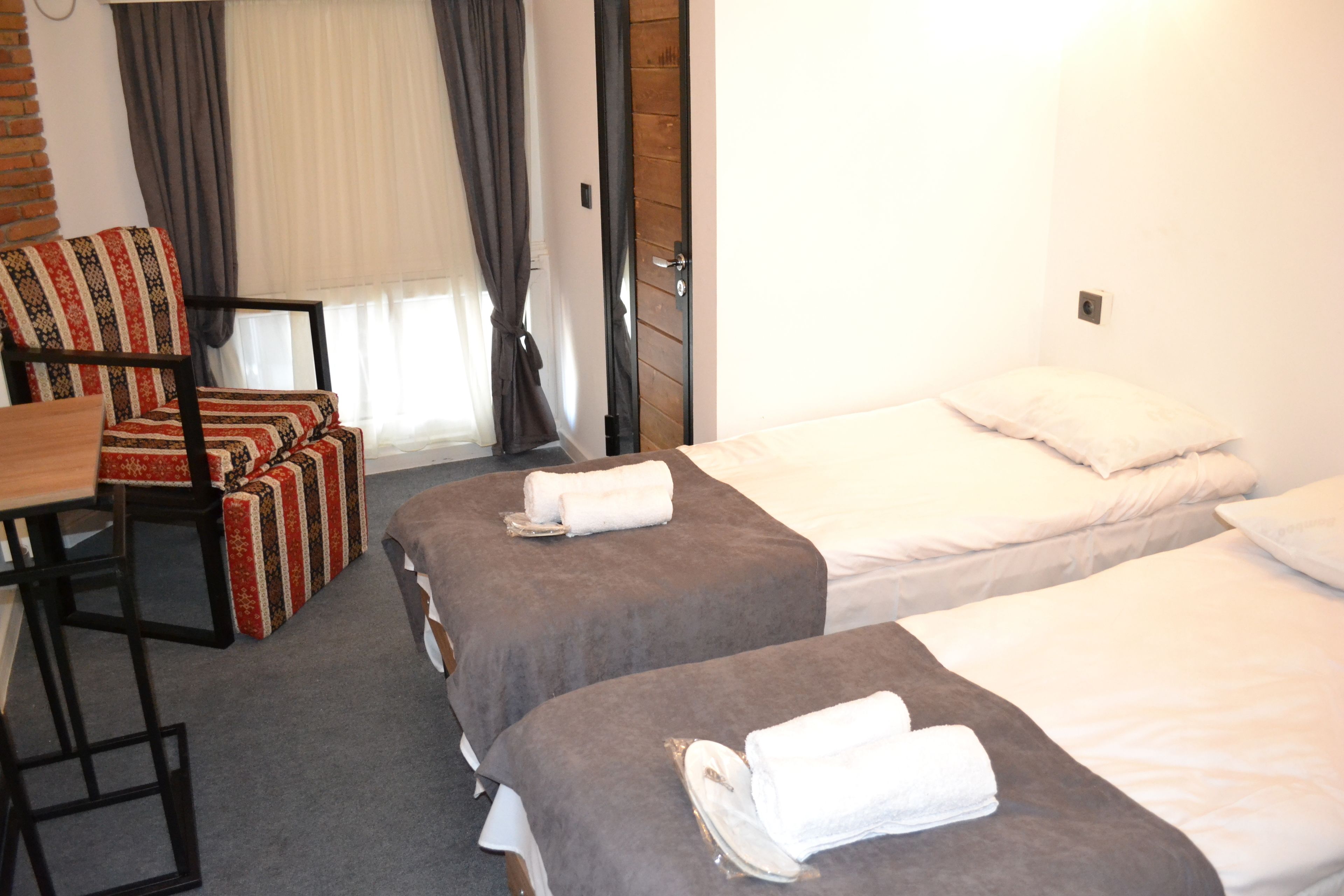 Hotel Baratashvili 12