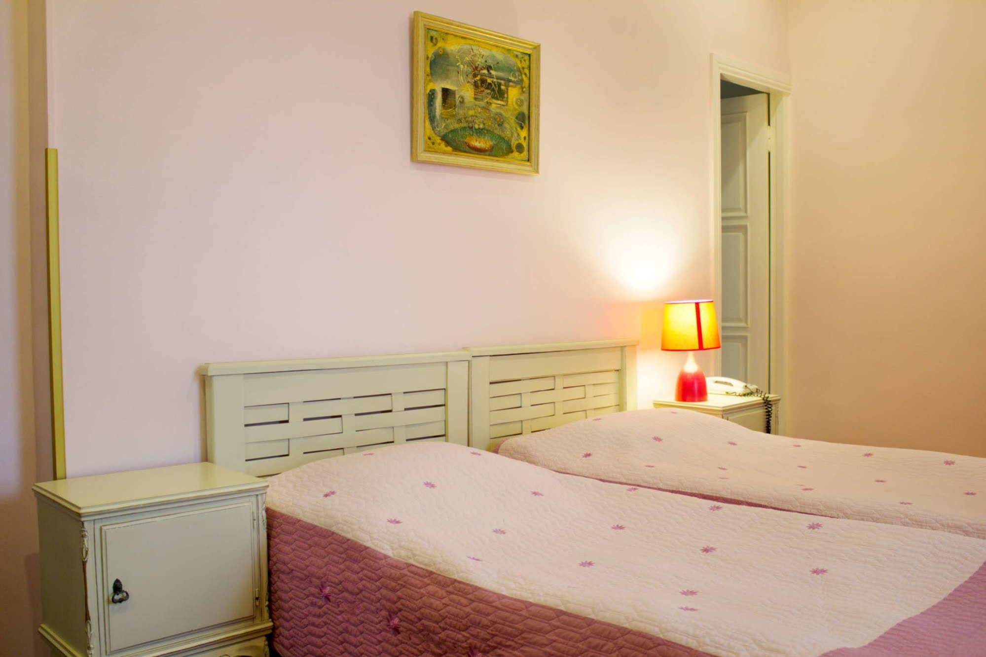 Hotel Demi