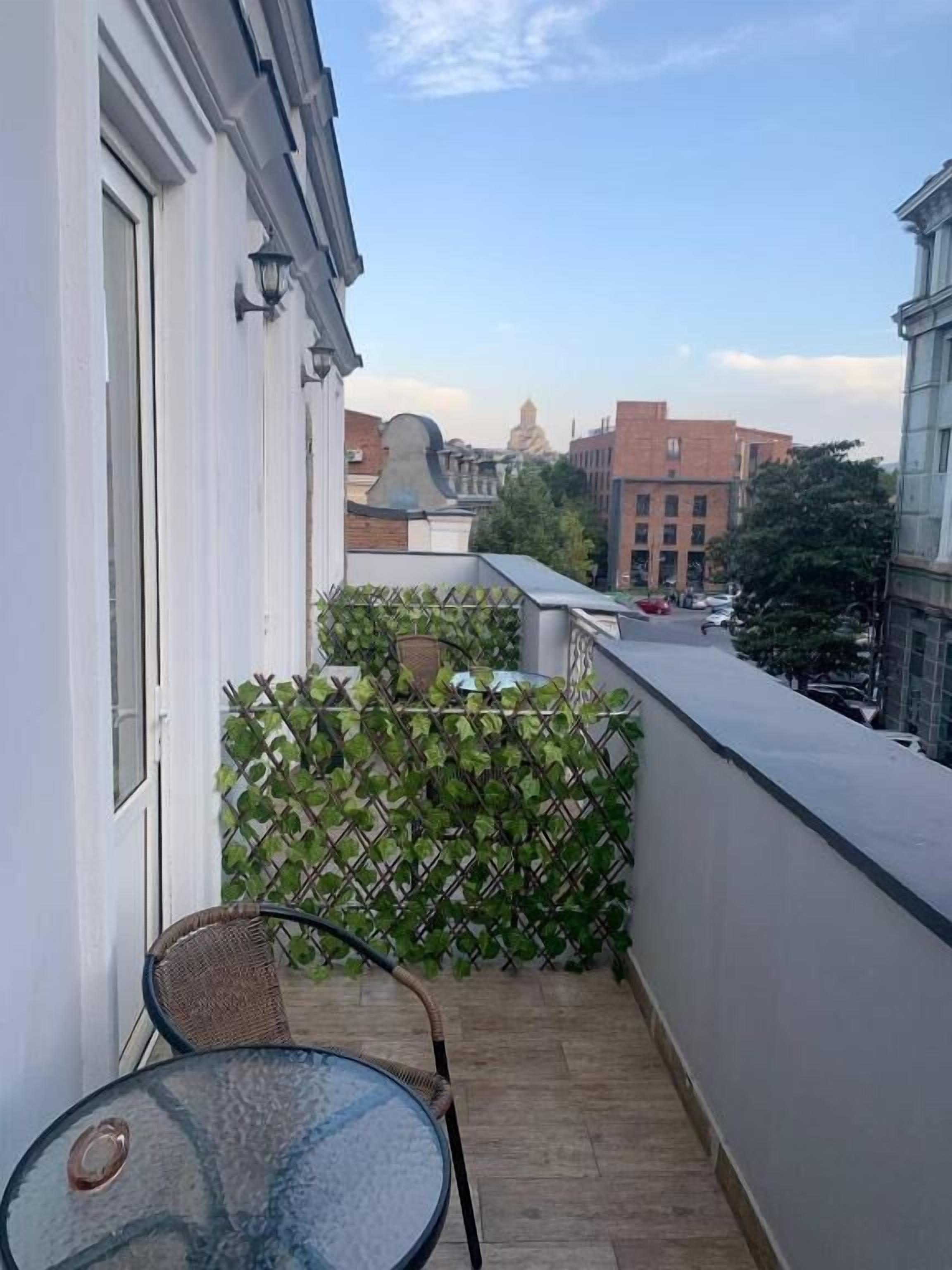 Hotel Grandis