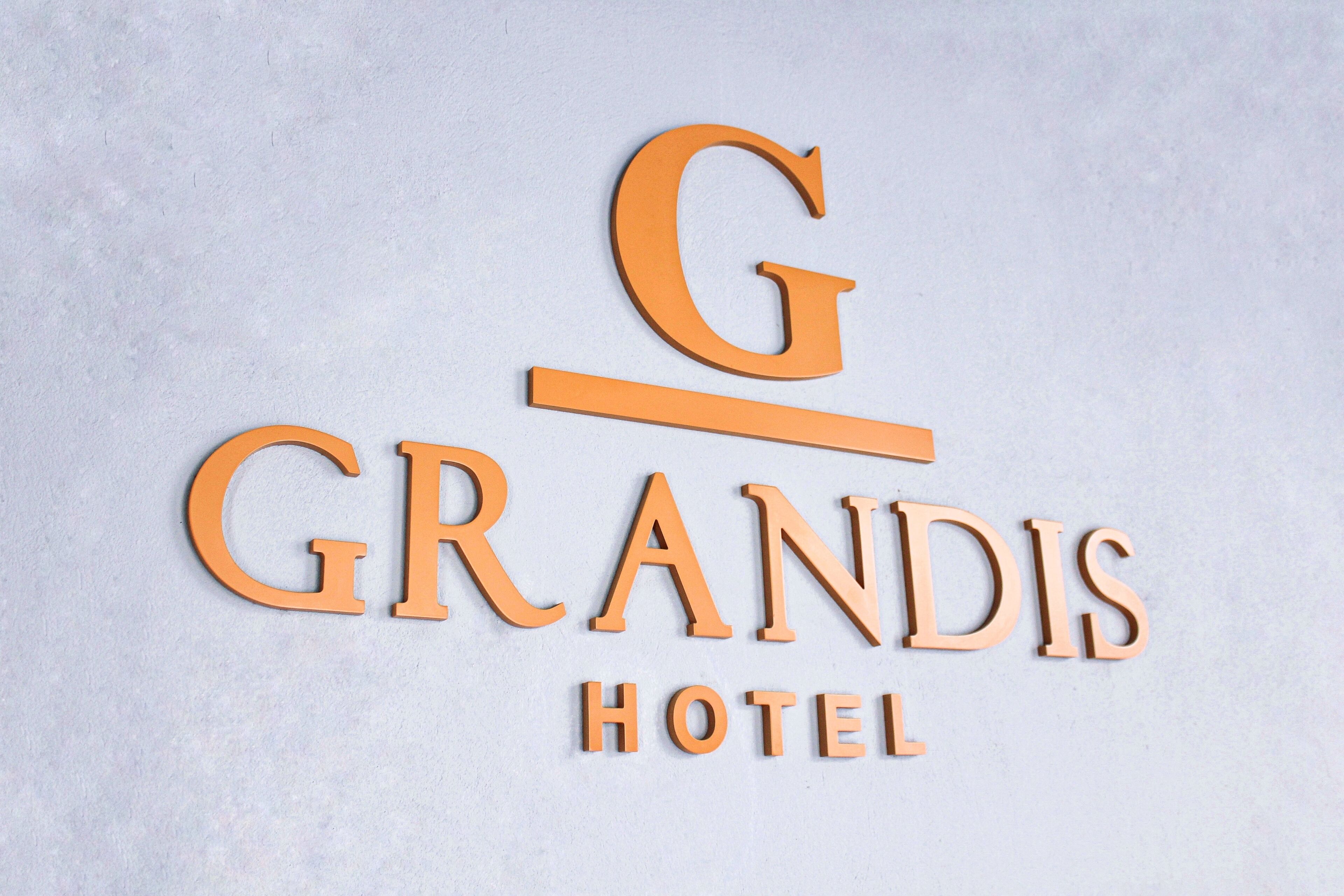 Hotel Grandis