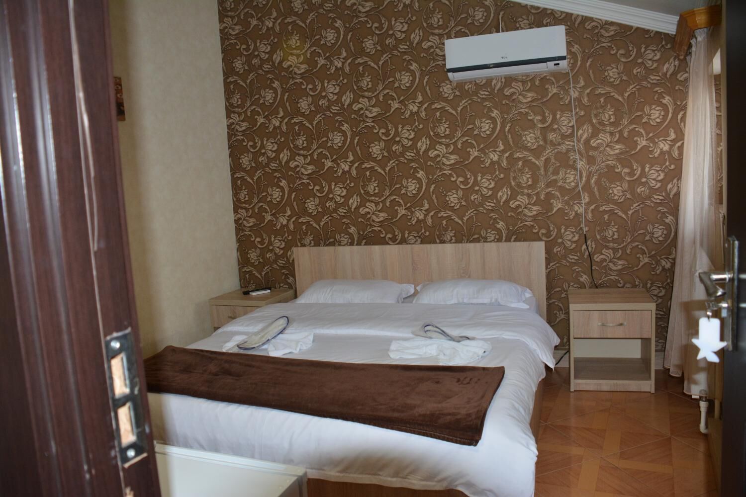 7 Star Hotel
